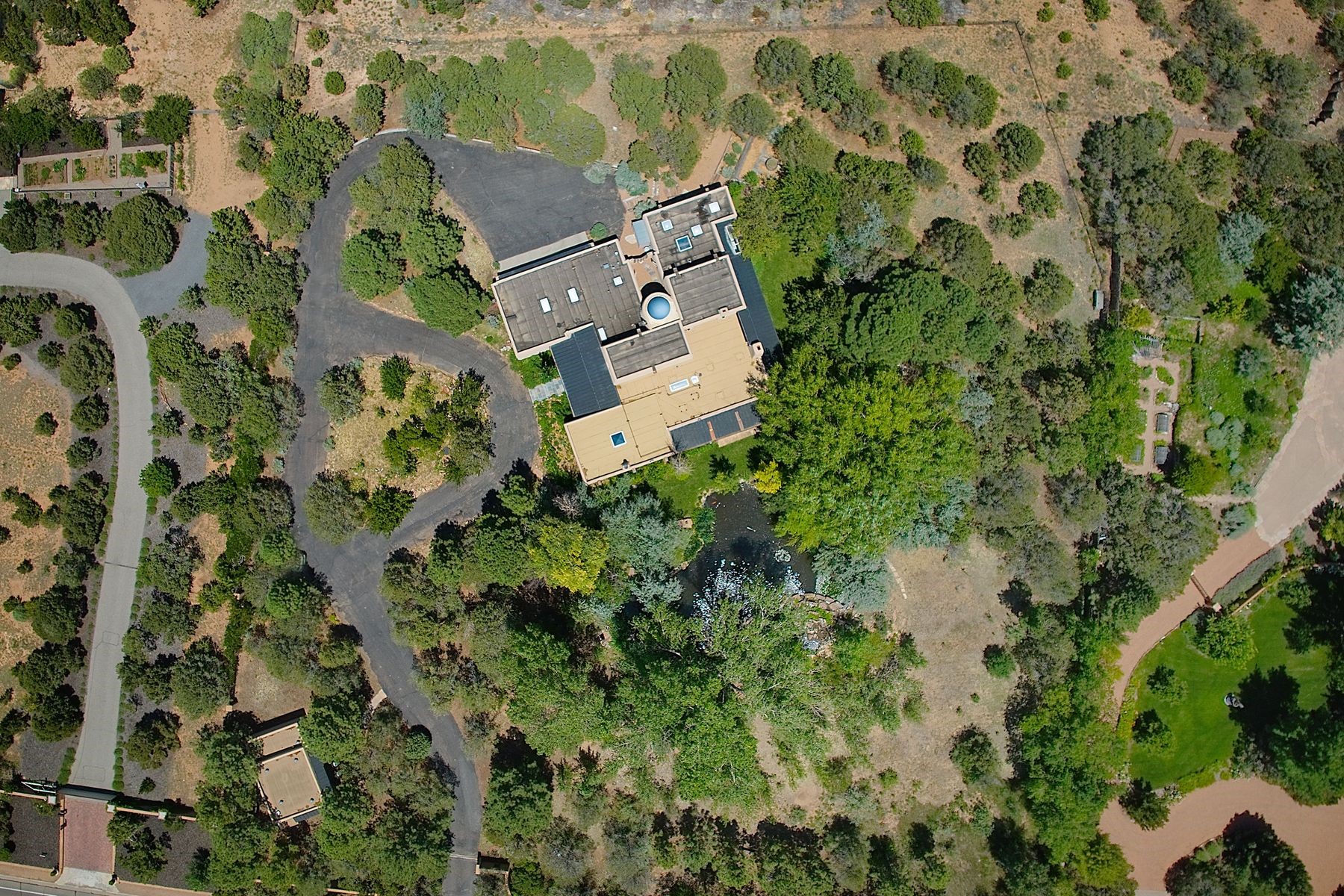 1021 Old Santa Fe Trail