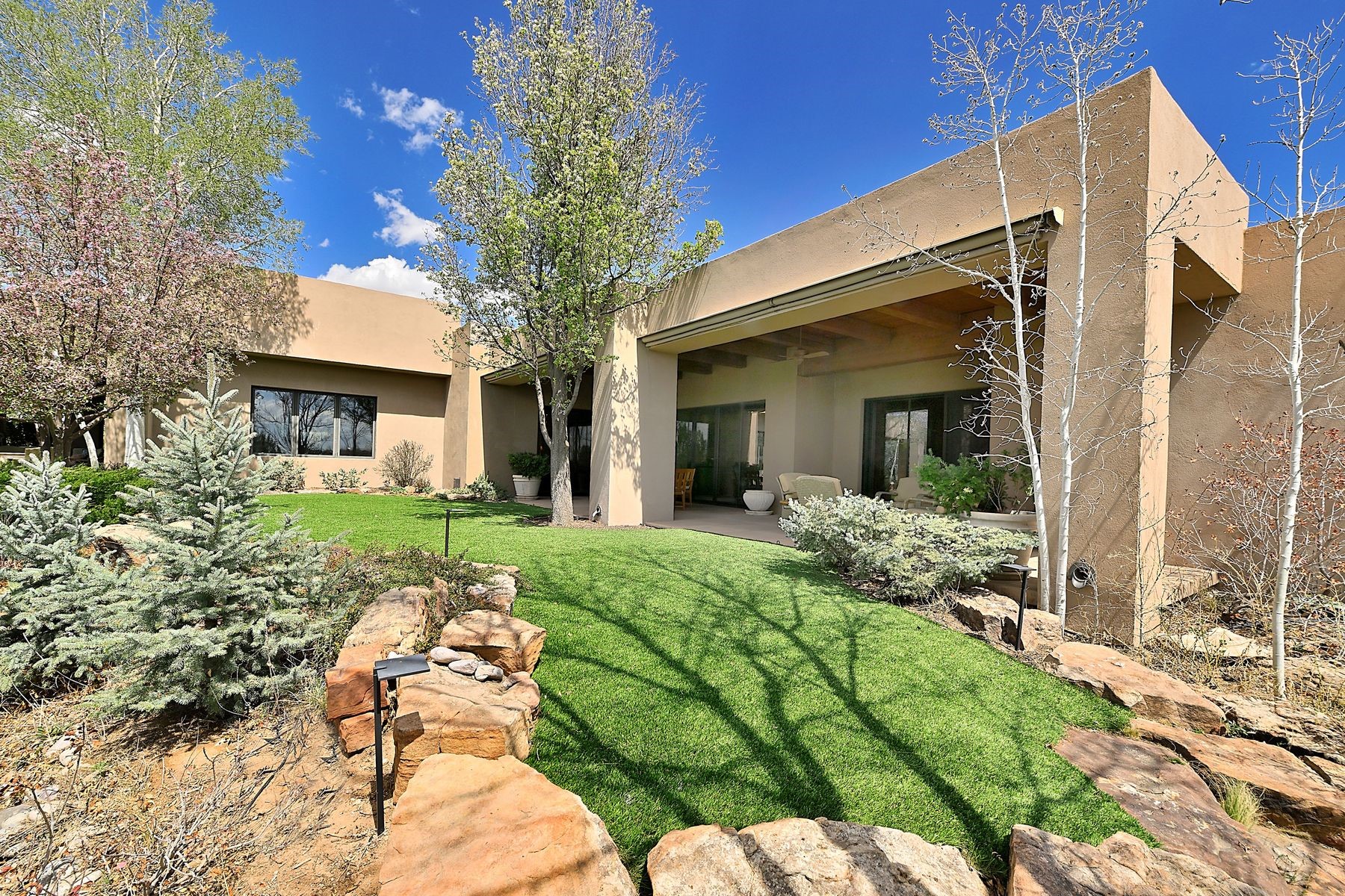 10 Canyon Vista Court