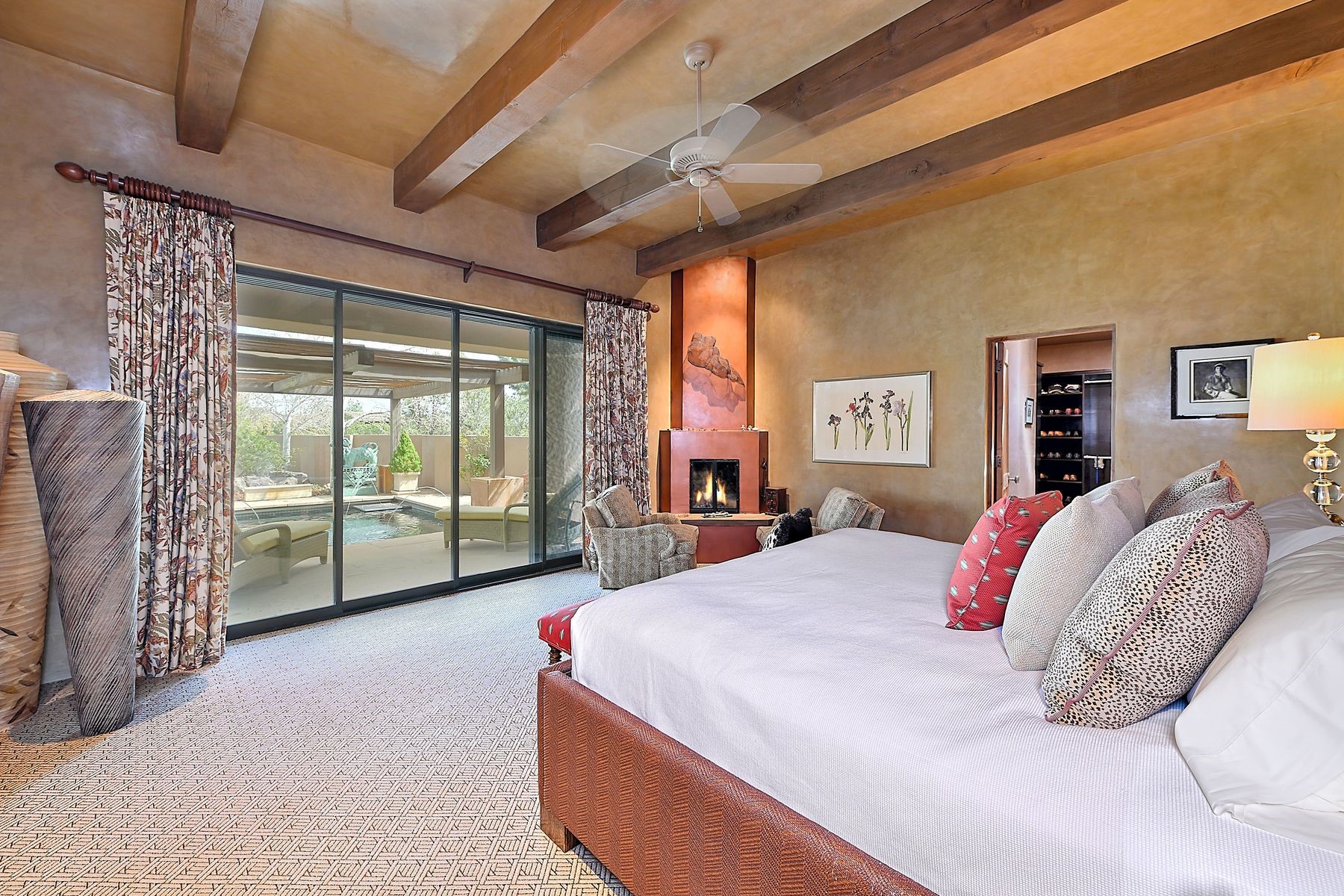 10 Canyon Vista Court