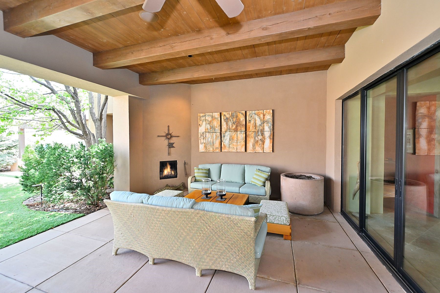 10 Canyon Vista Court