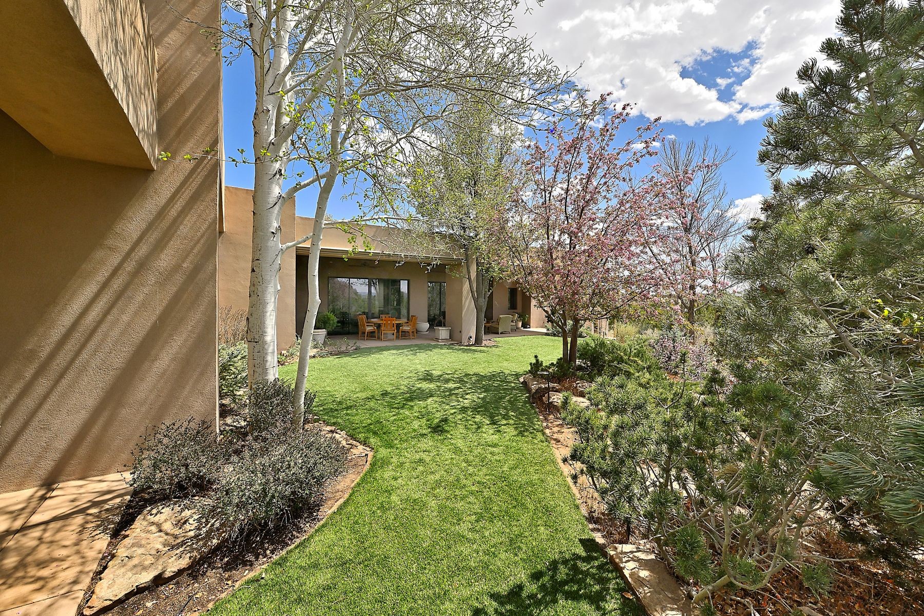 10 Canyon Vista Court