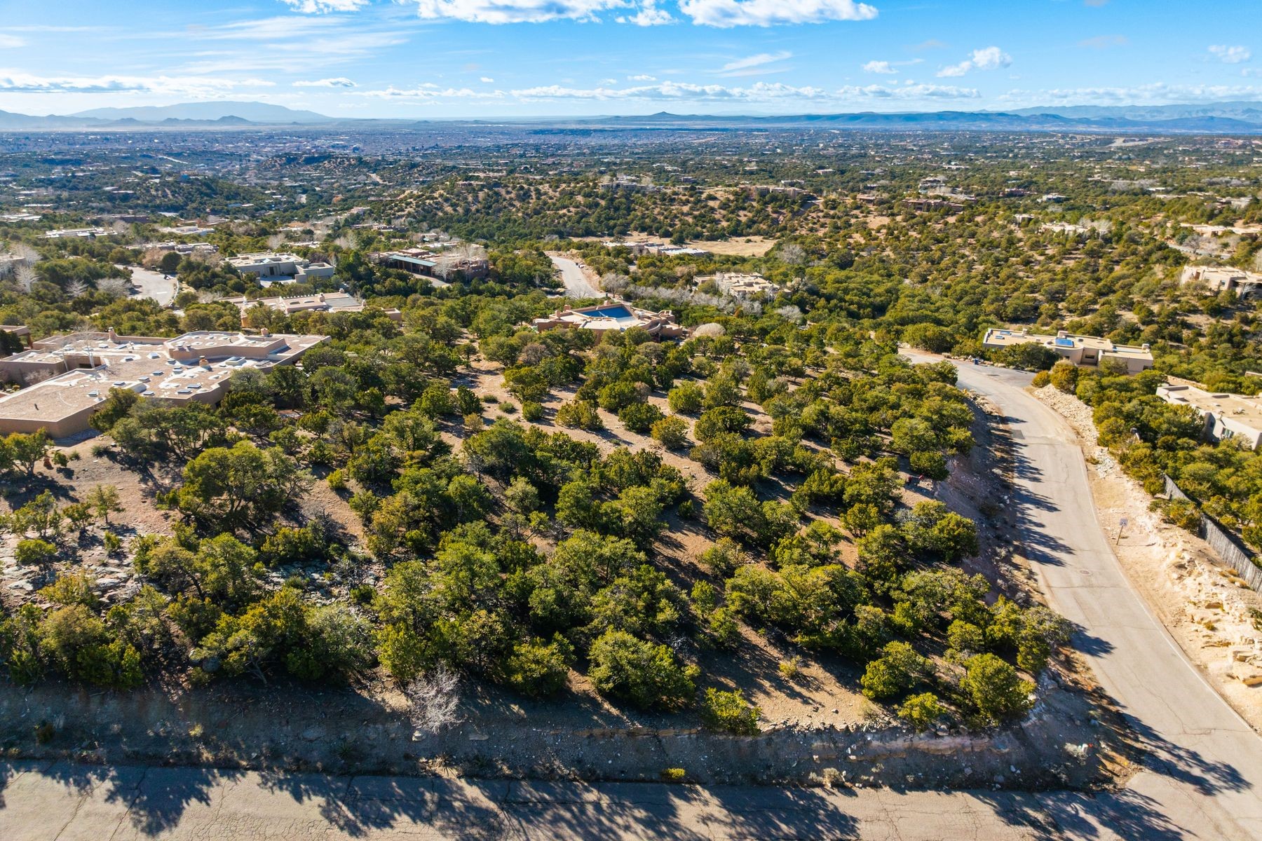 1031 Sierra Del Norte