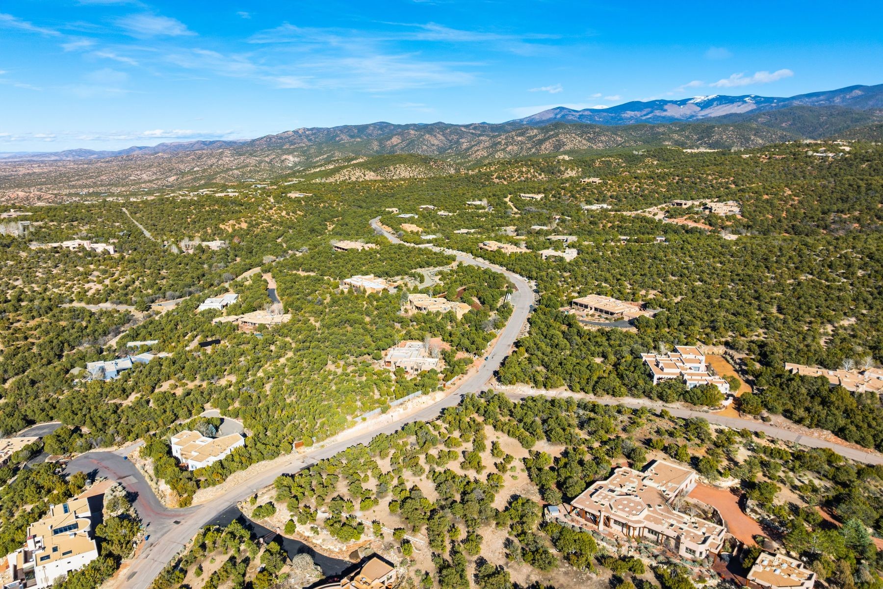 1031 Sierra Del Norte