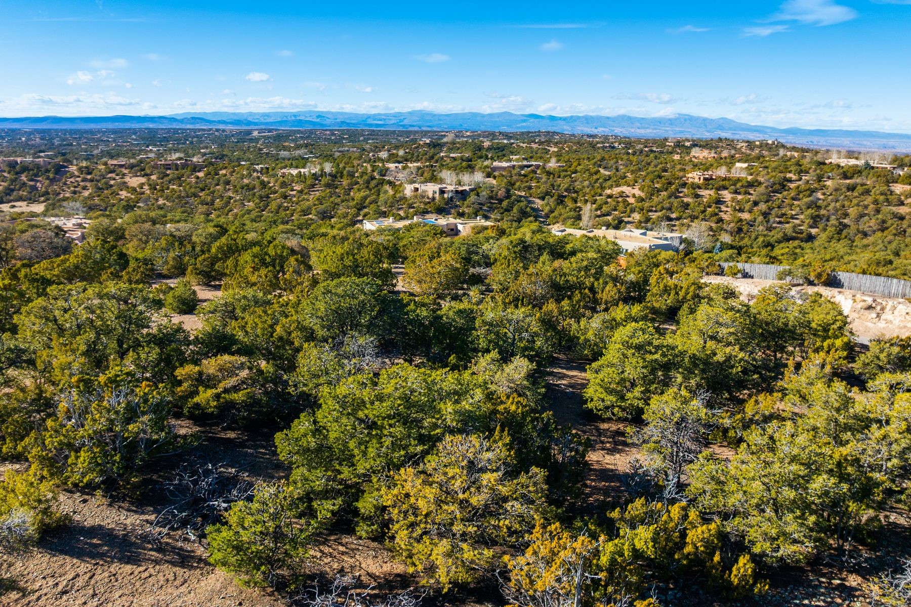 1031 Sierra Del Norte