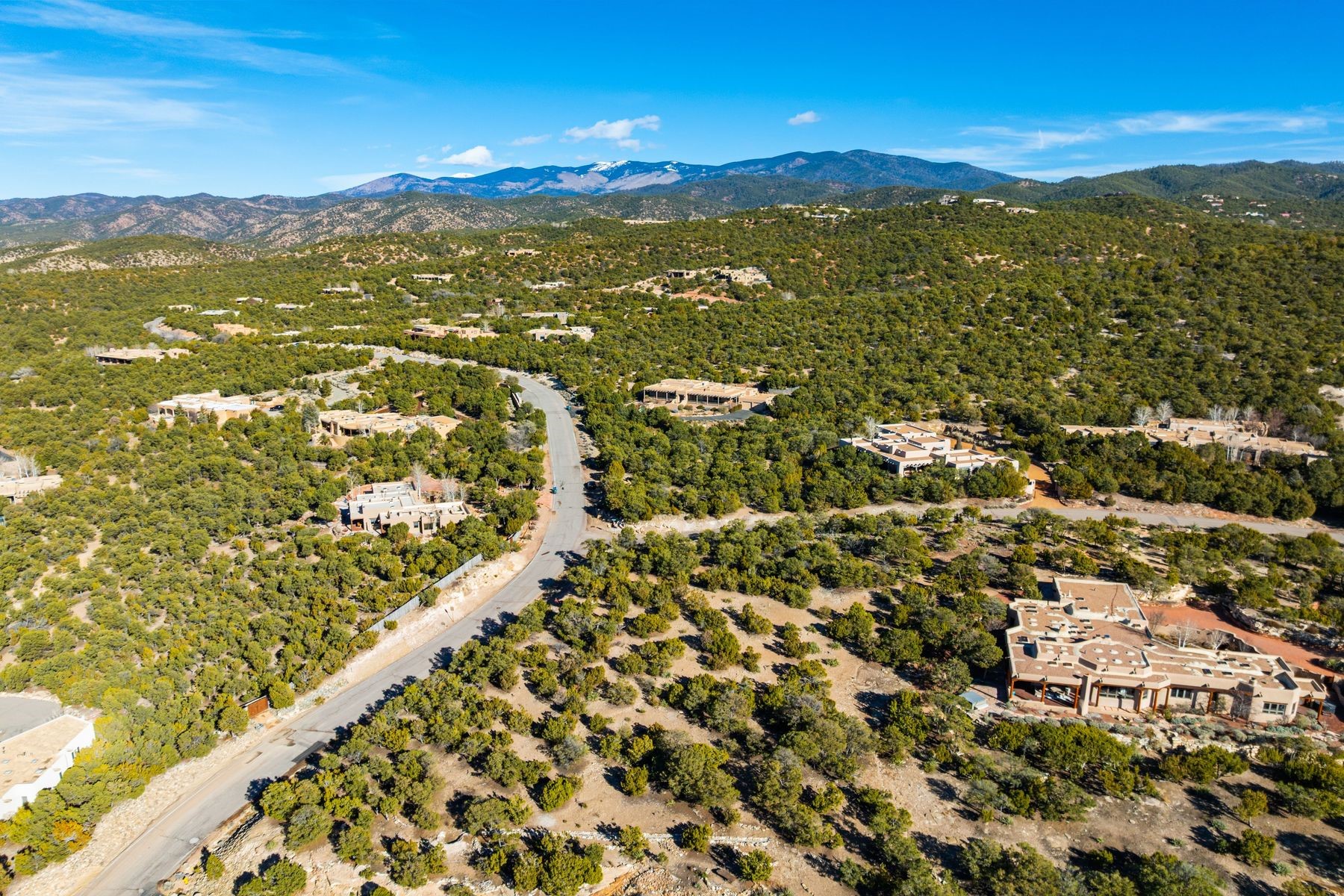 1031 Sierra Del Norte
