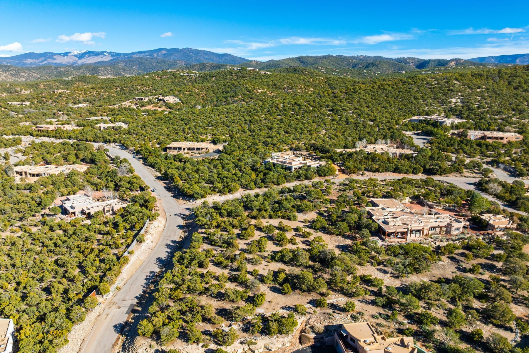 1031 Sierra Del Norte