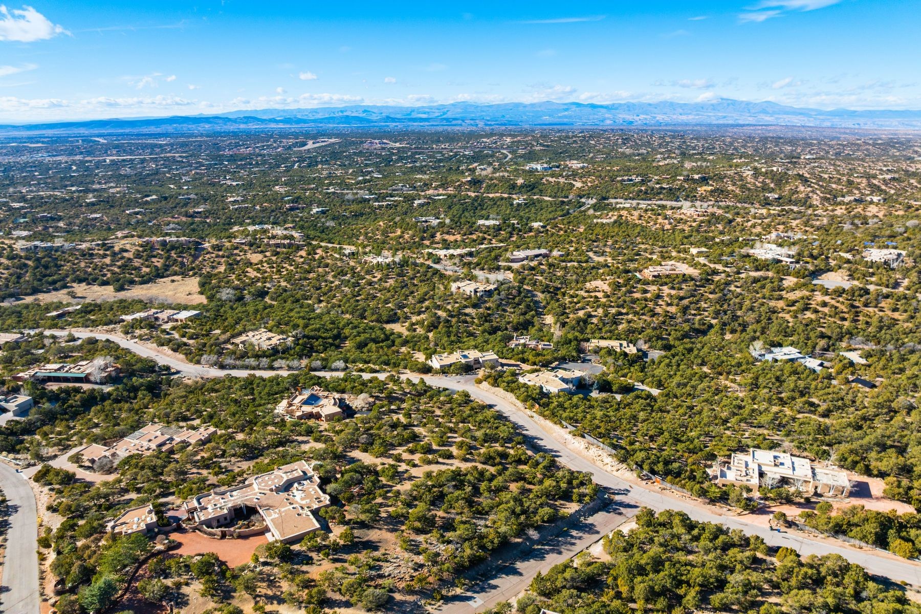 1031 Sierra Del Norte
