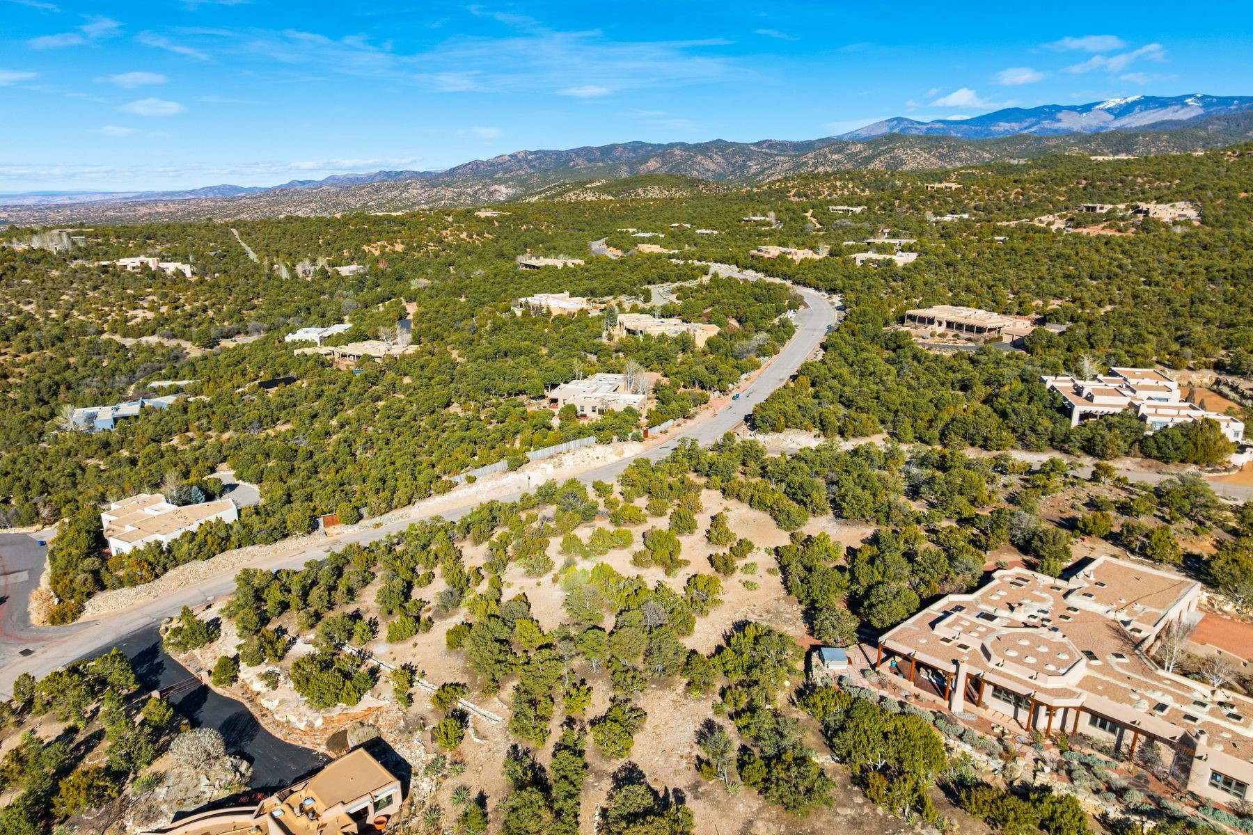 1031 Sierra Del Norte