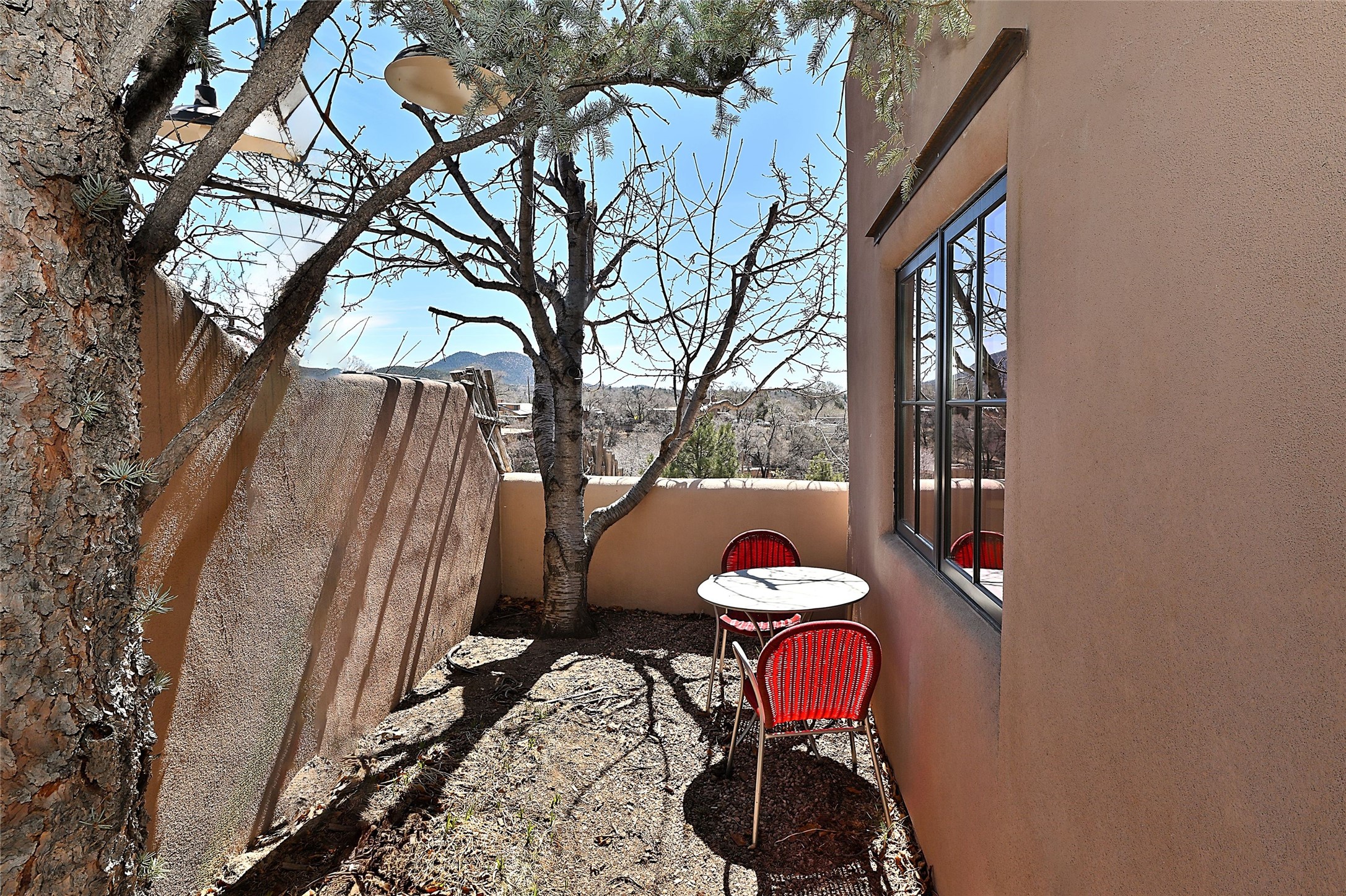 531 Hillside Avenue