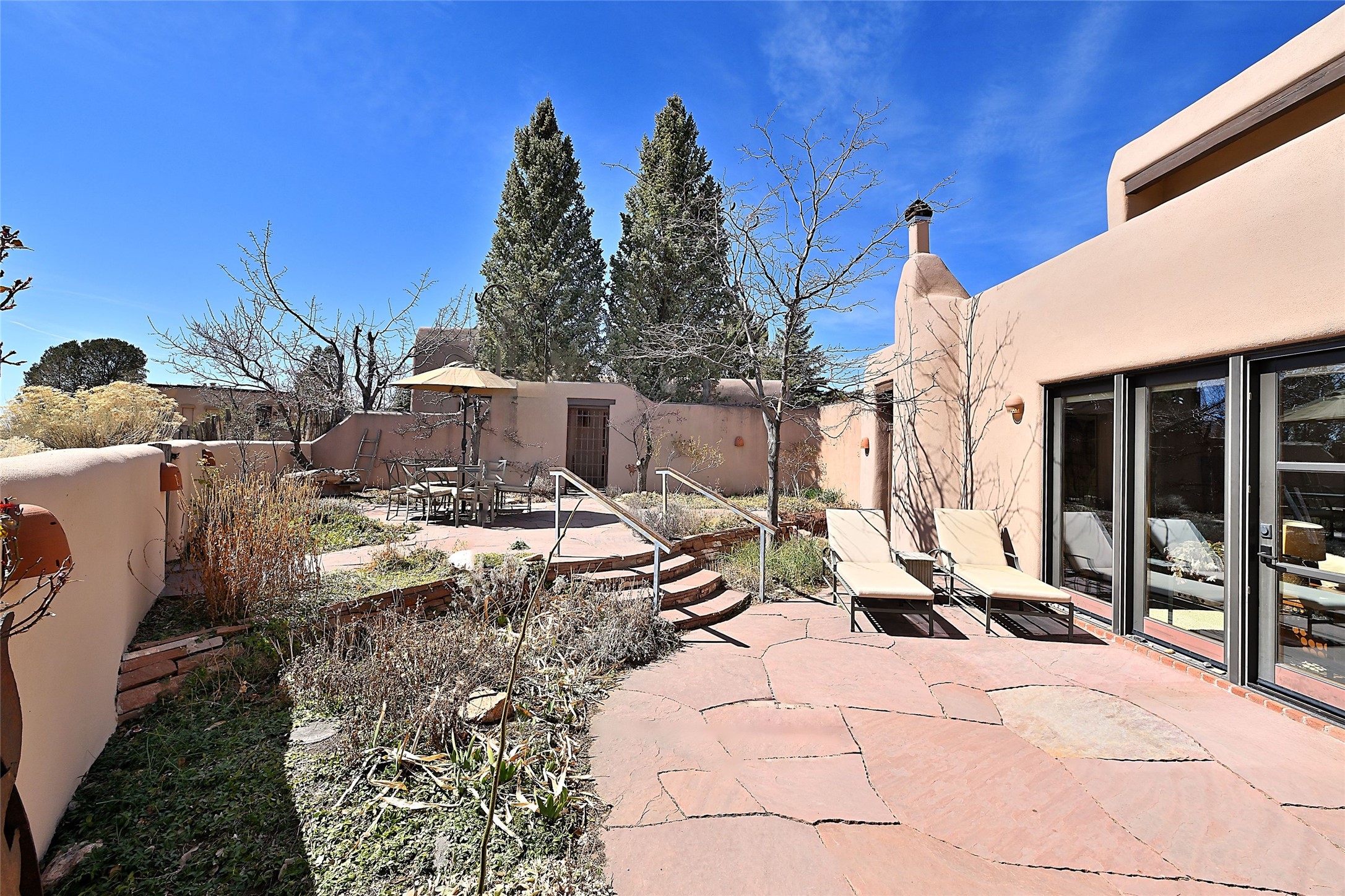 531 Hillside Avenue