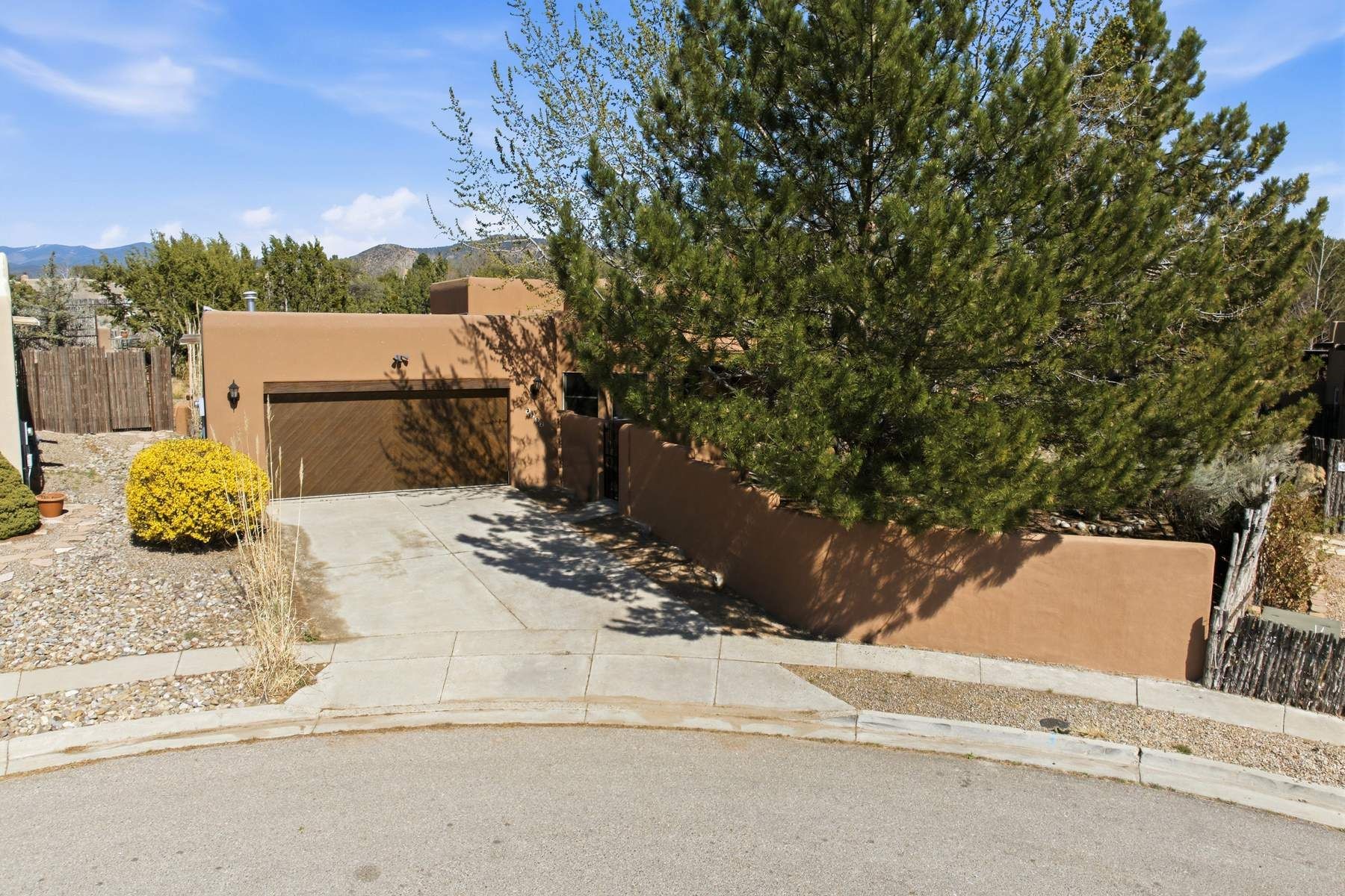 2732 Pradera Court 