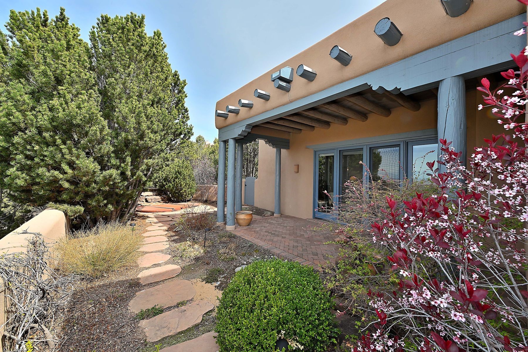 213 Tano Road 