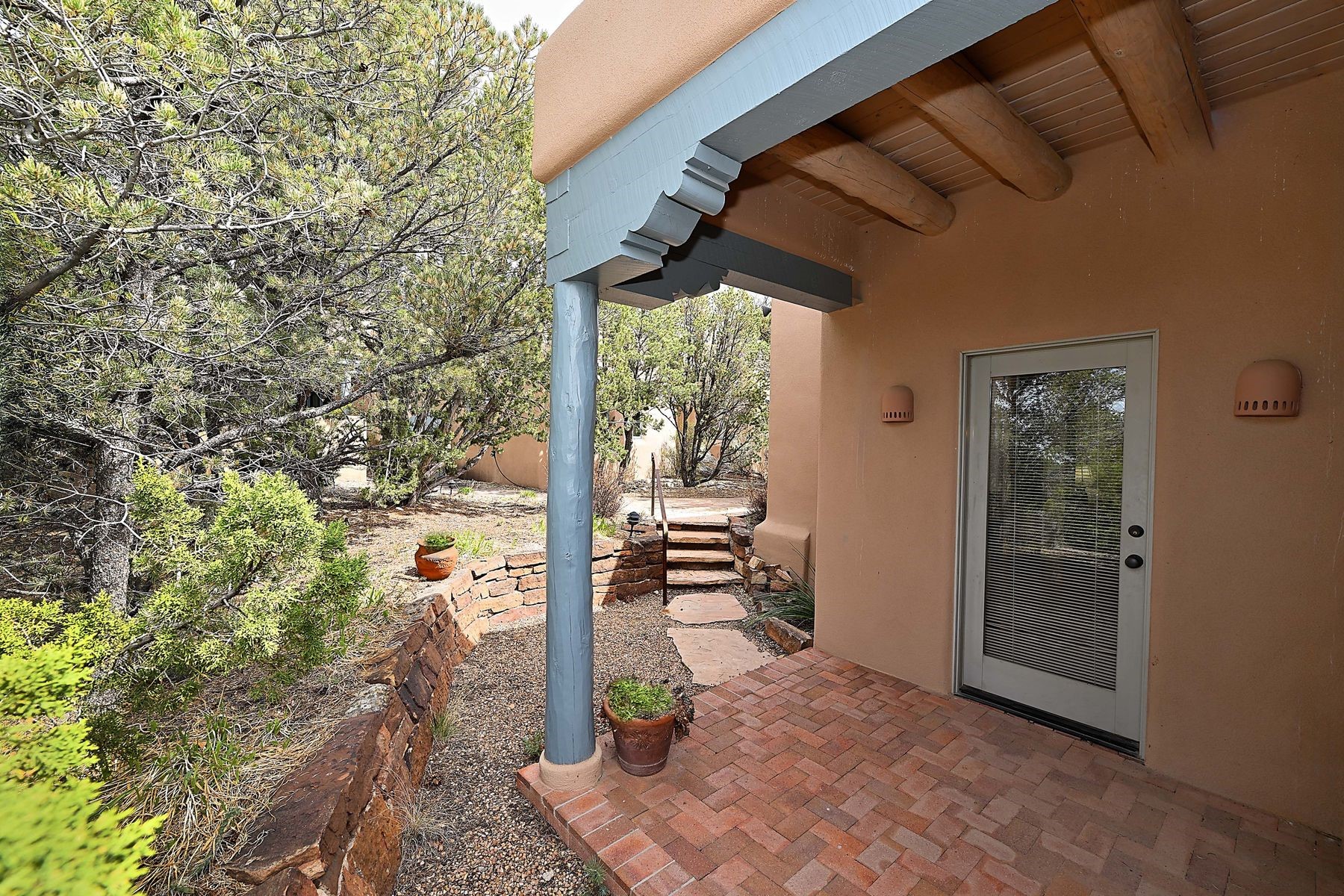 213 Tano Road 