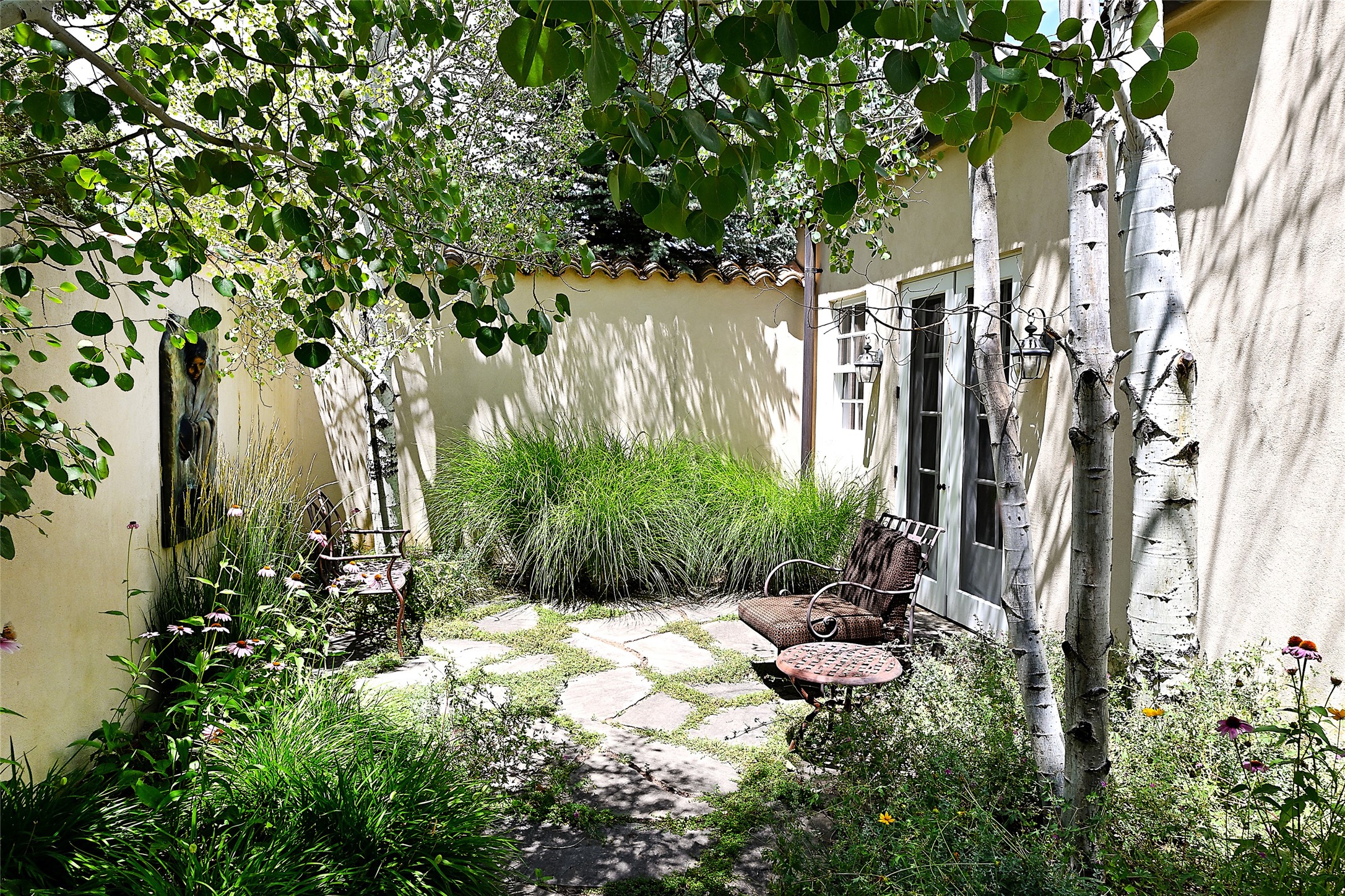 37 Rancho Escondido 