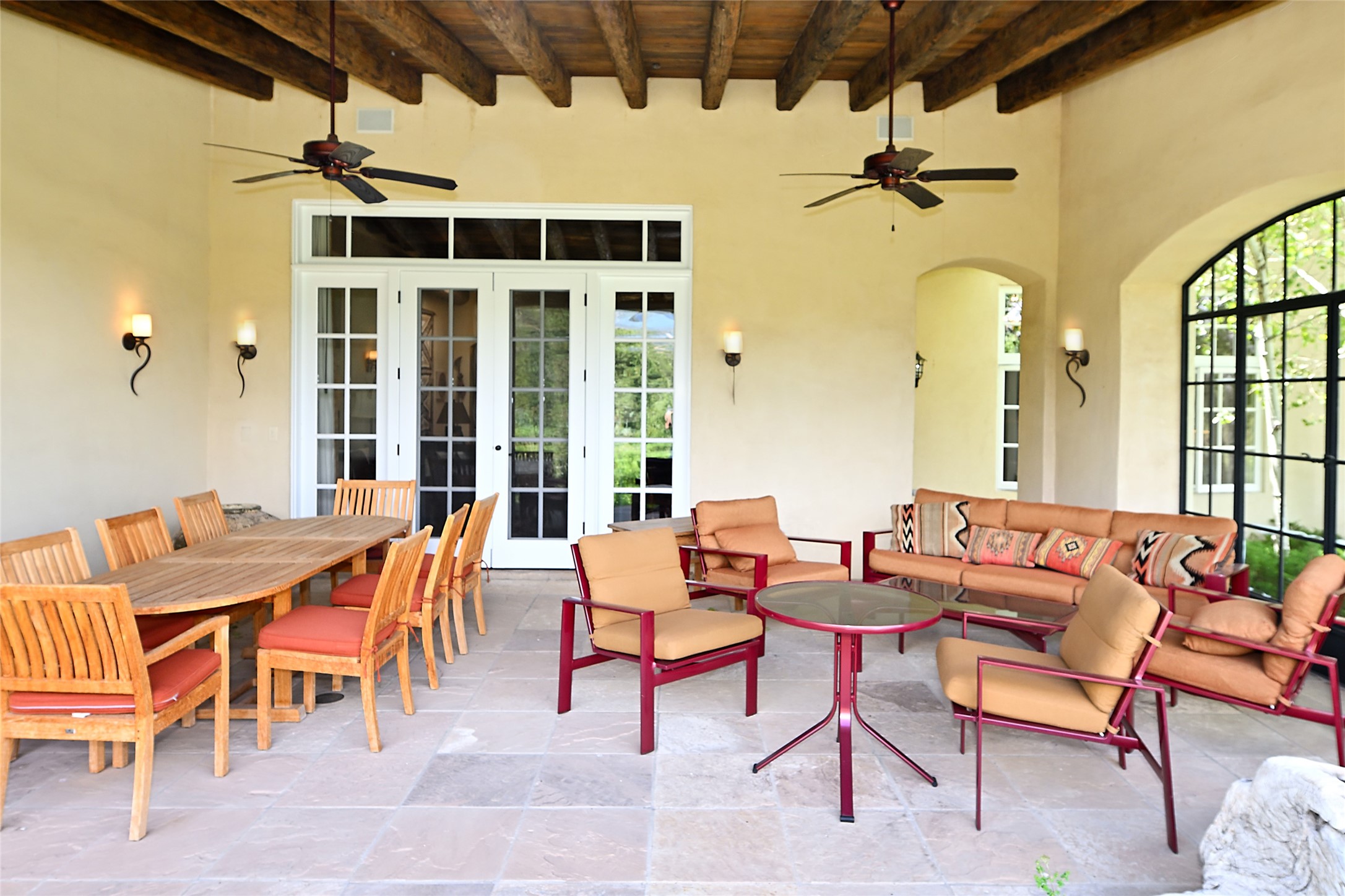 37 Rancho Escondido 