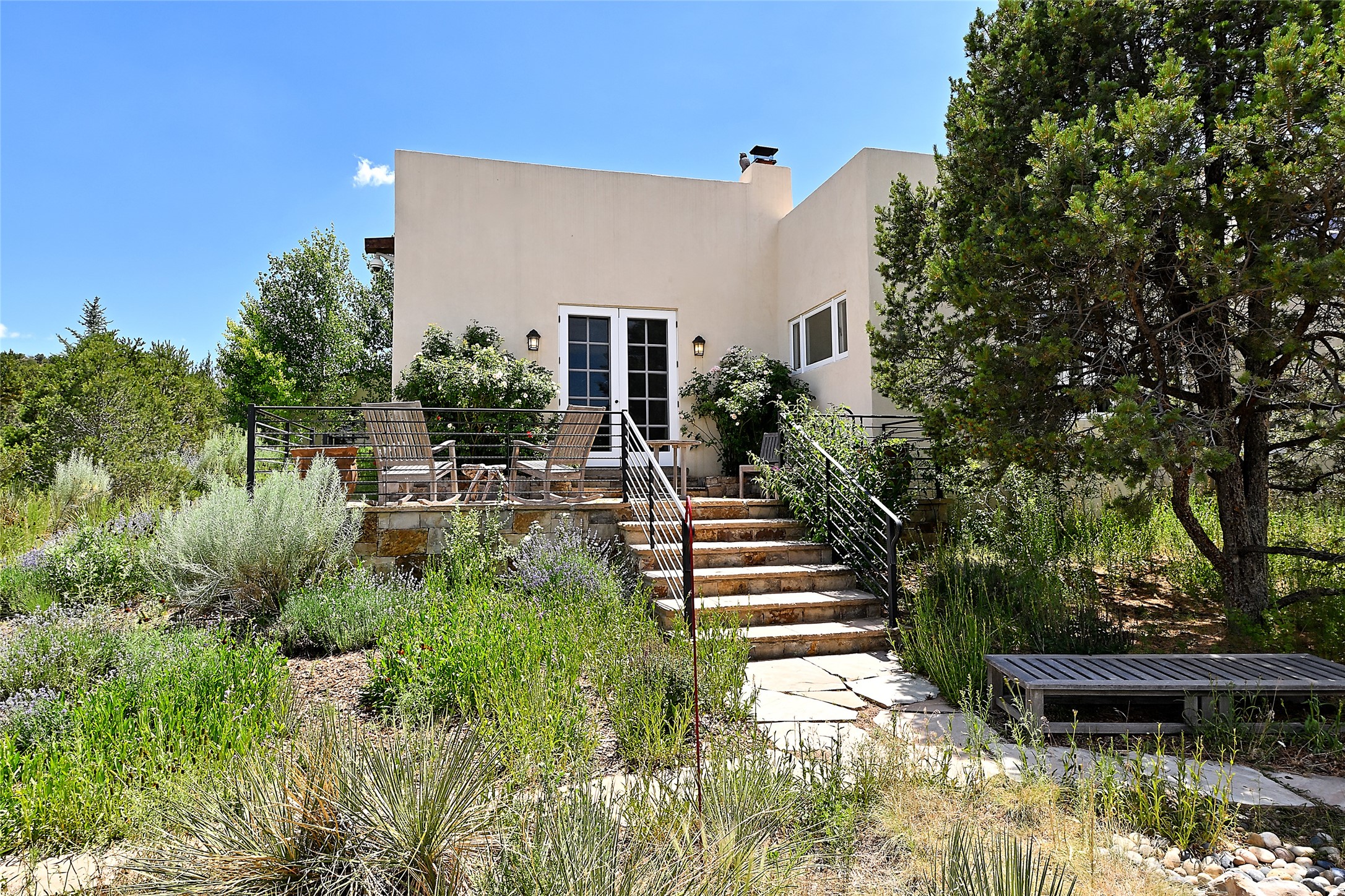 37 Rancho Escondido 