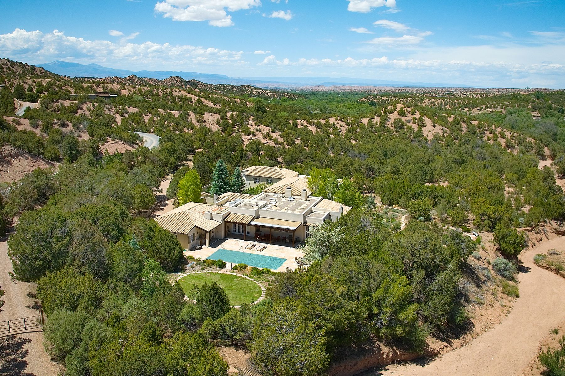 37 Rancho Escondido 