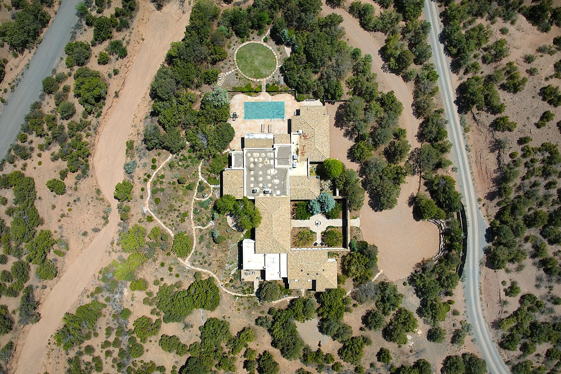 37 Rancho Escondido 
