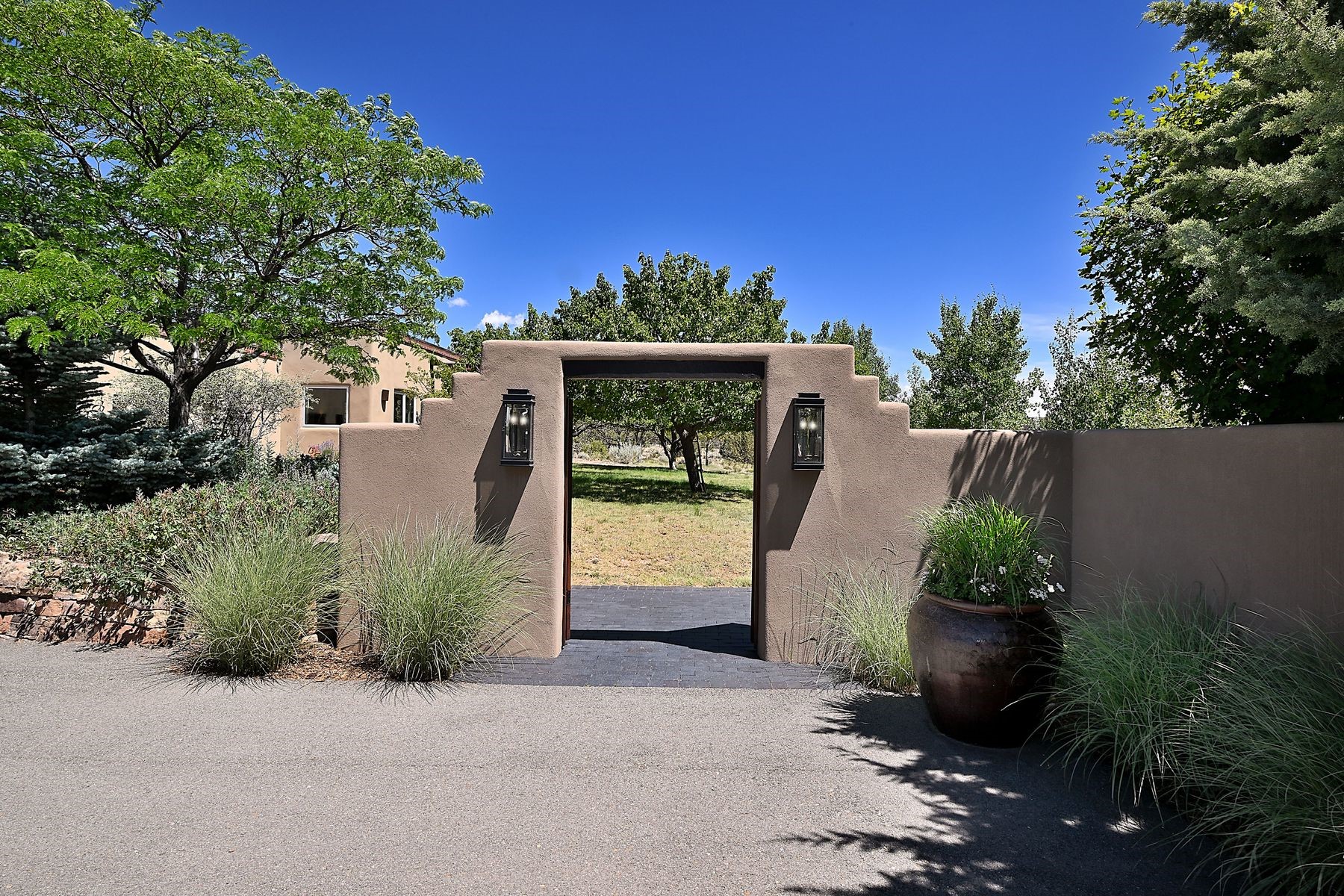 750 Camino Pinones 