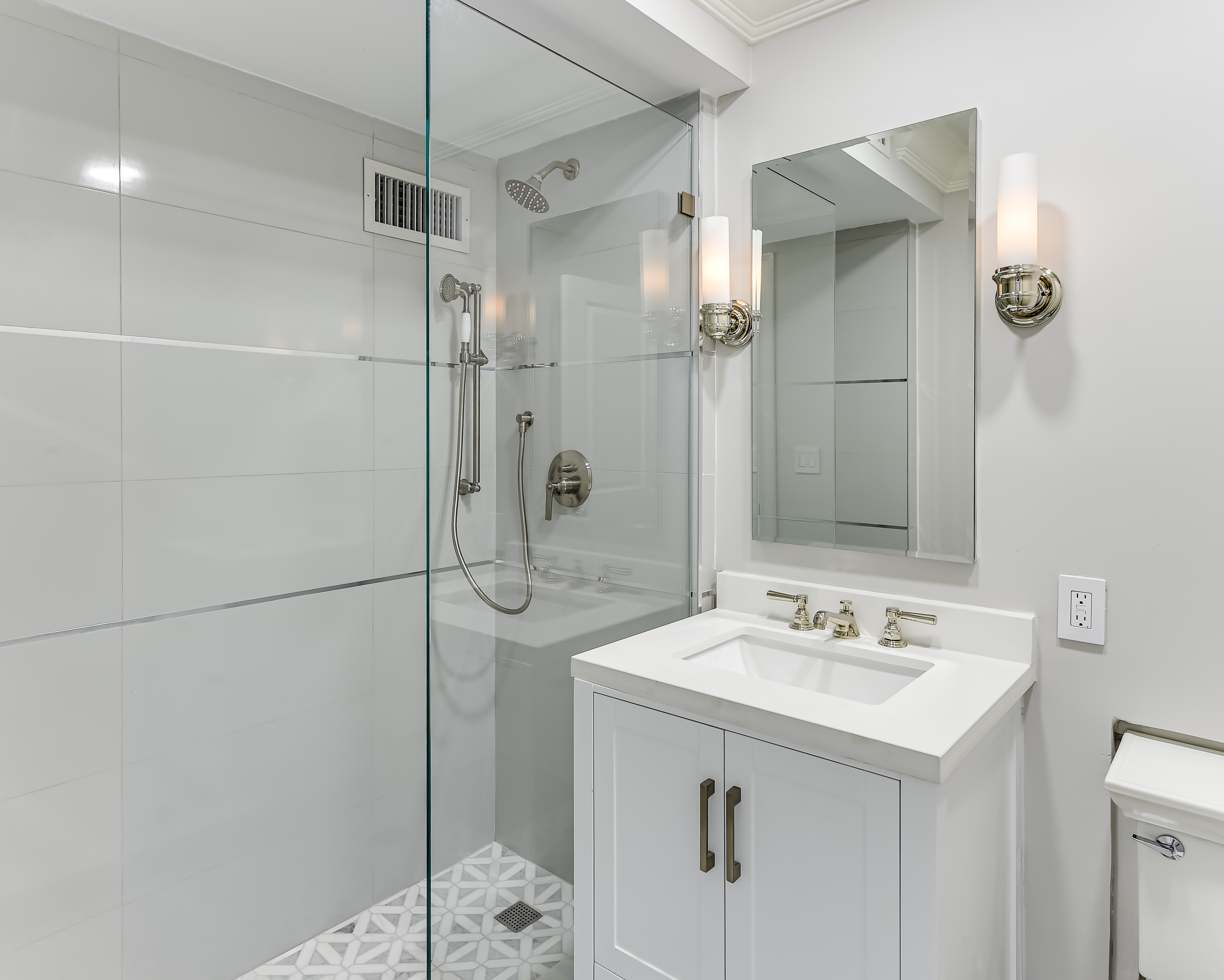369 S Lake Drive 5H