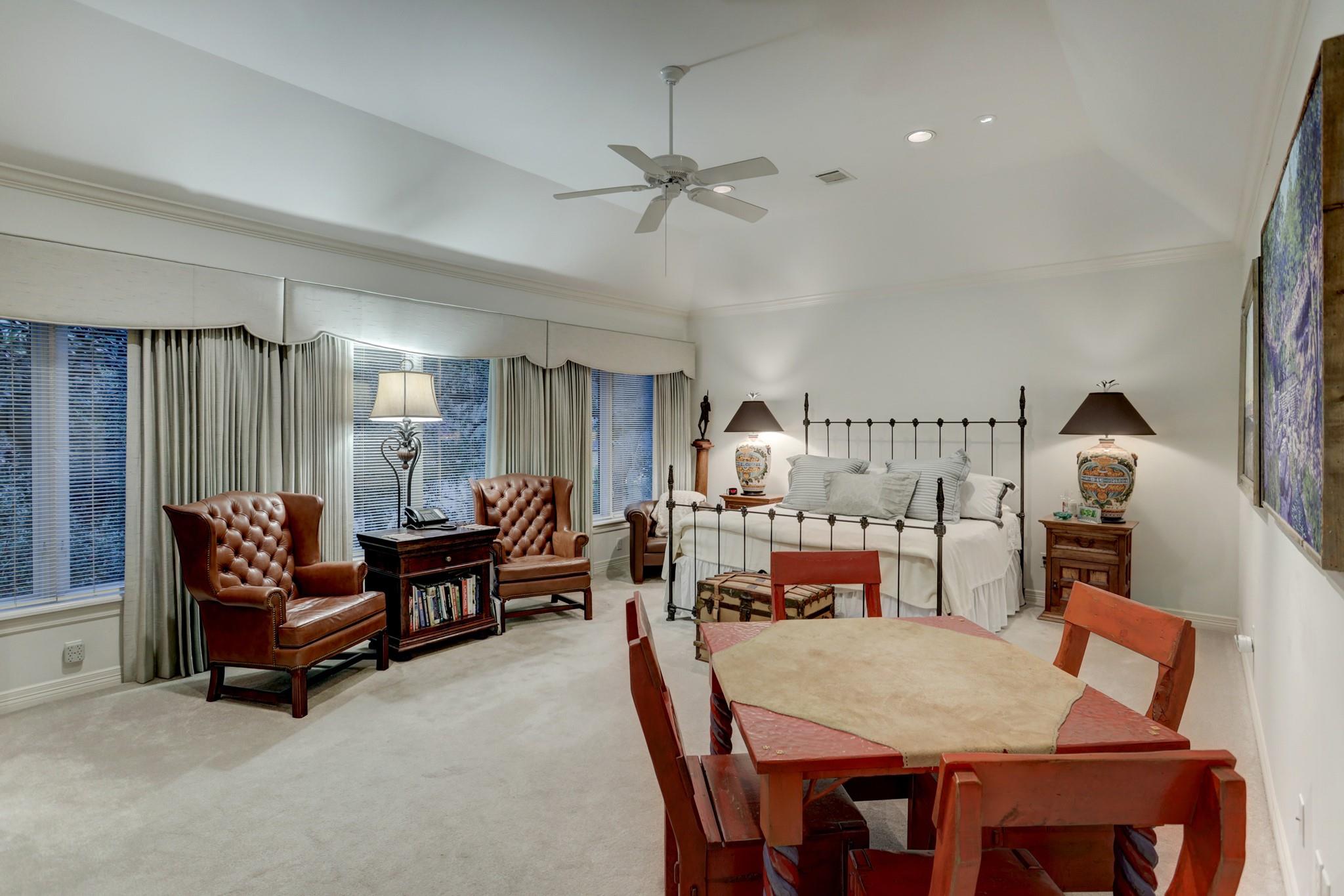 130 Park Laureate