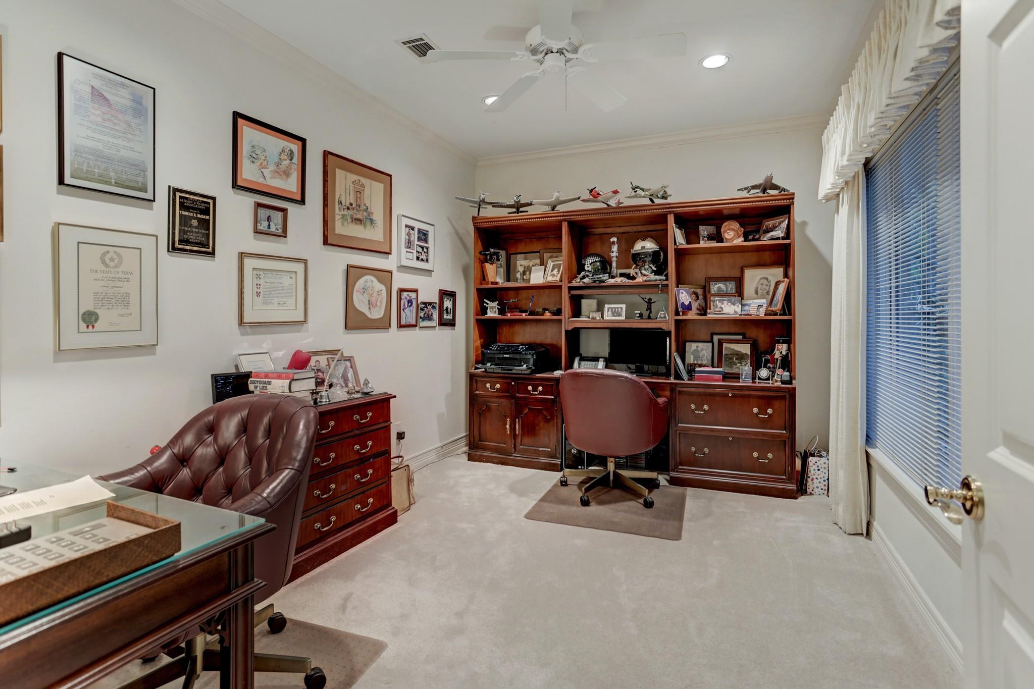 130 Park Laureate