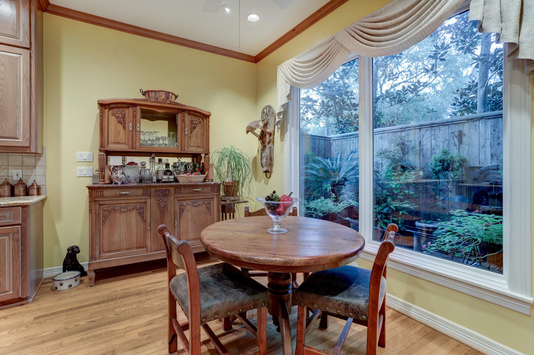 130 Park Laureate
