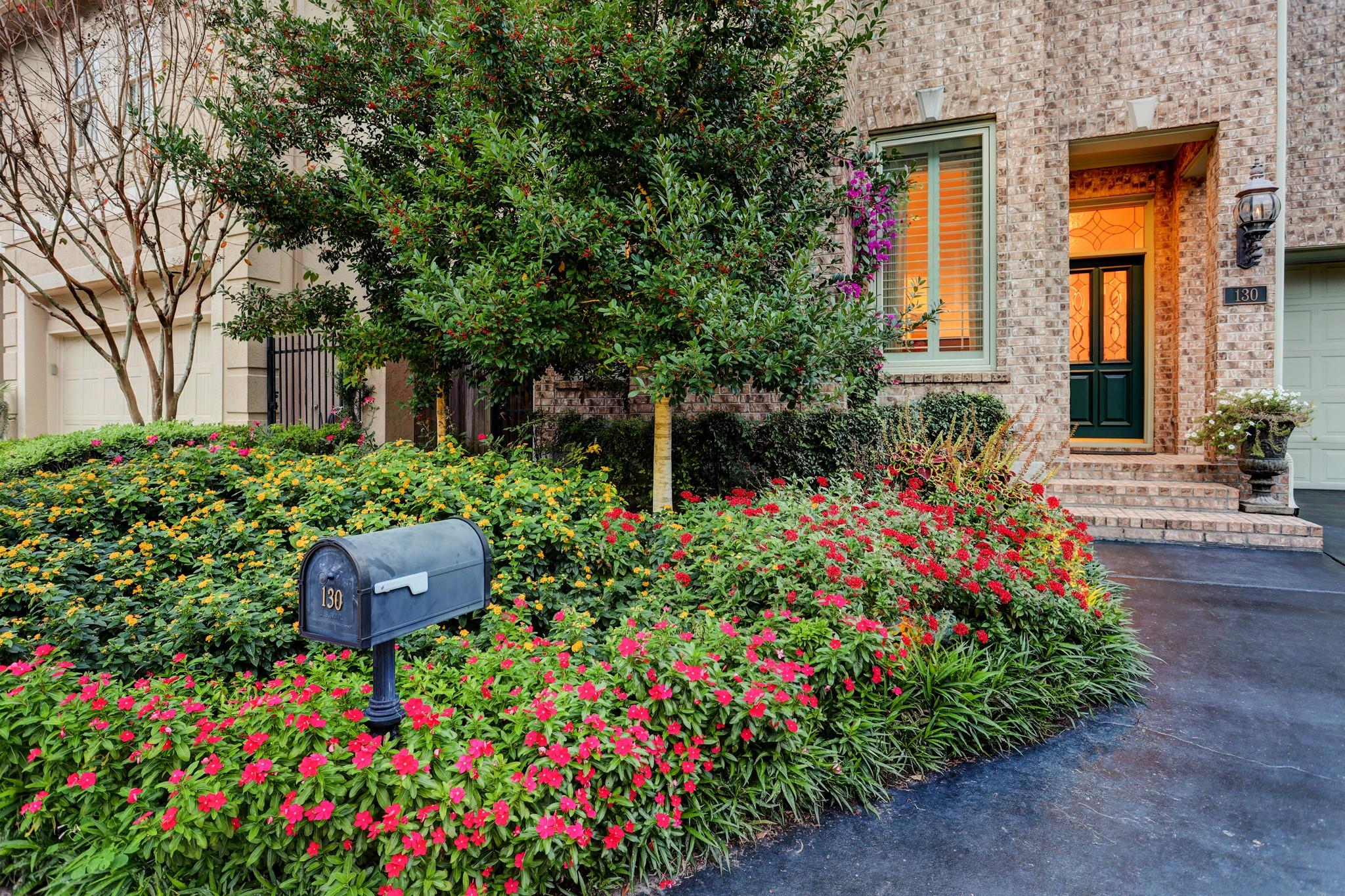 130 Park Laureate