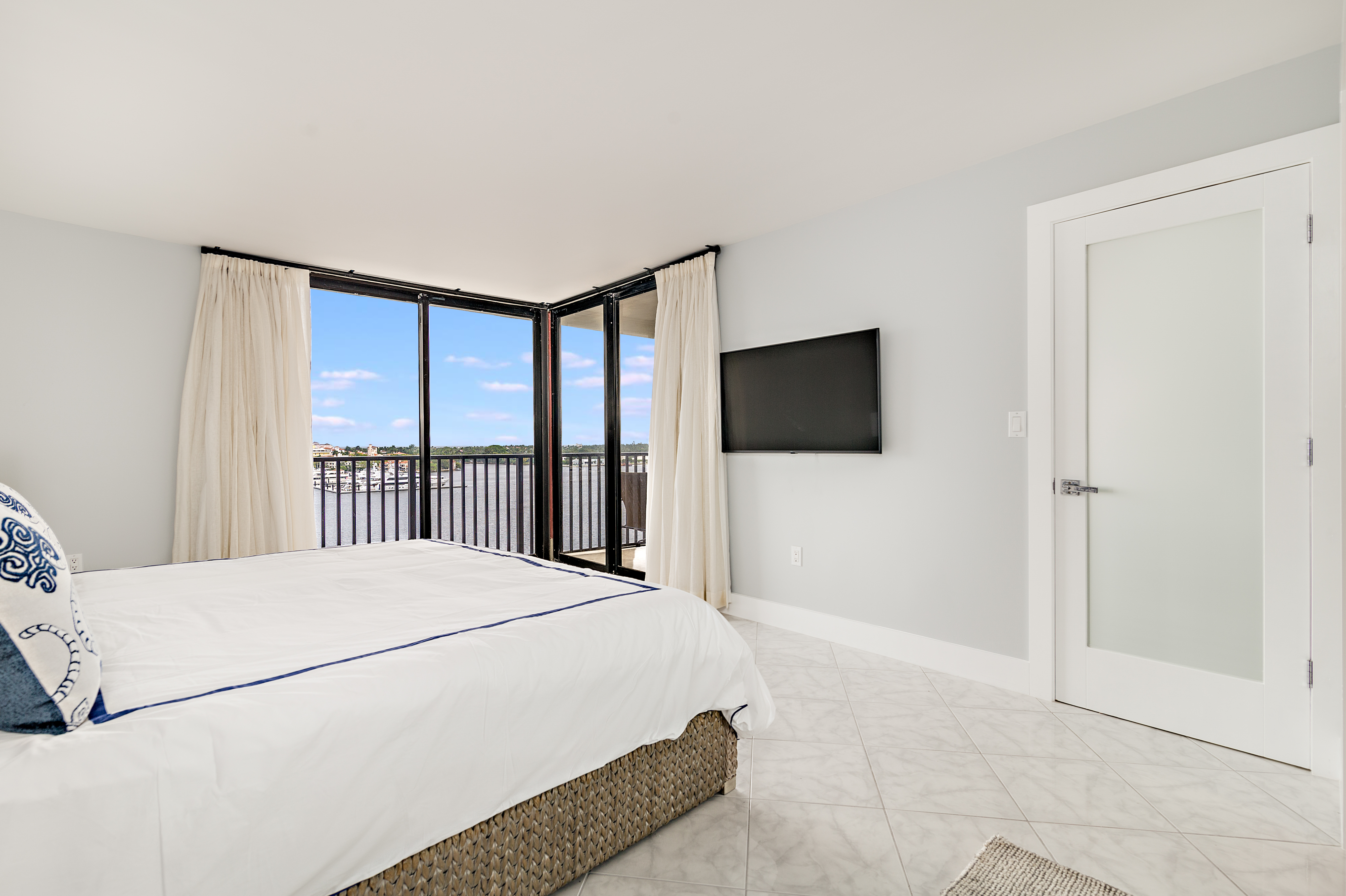 1200 S Flagler Drive 901