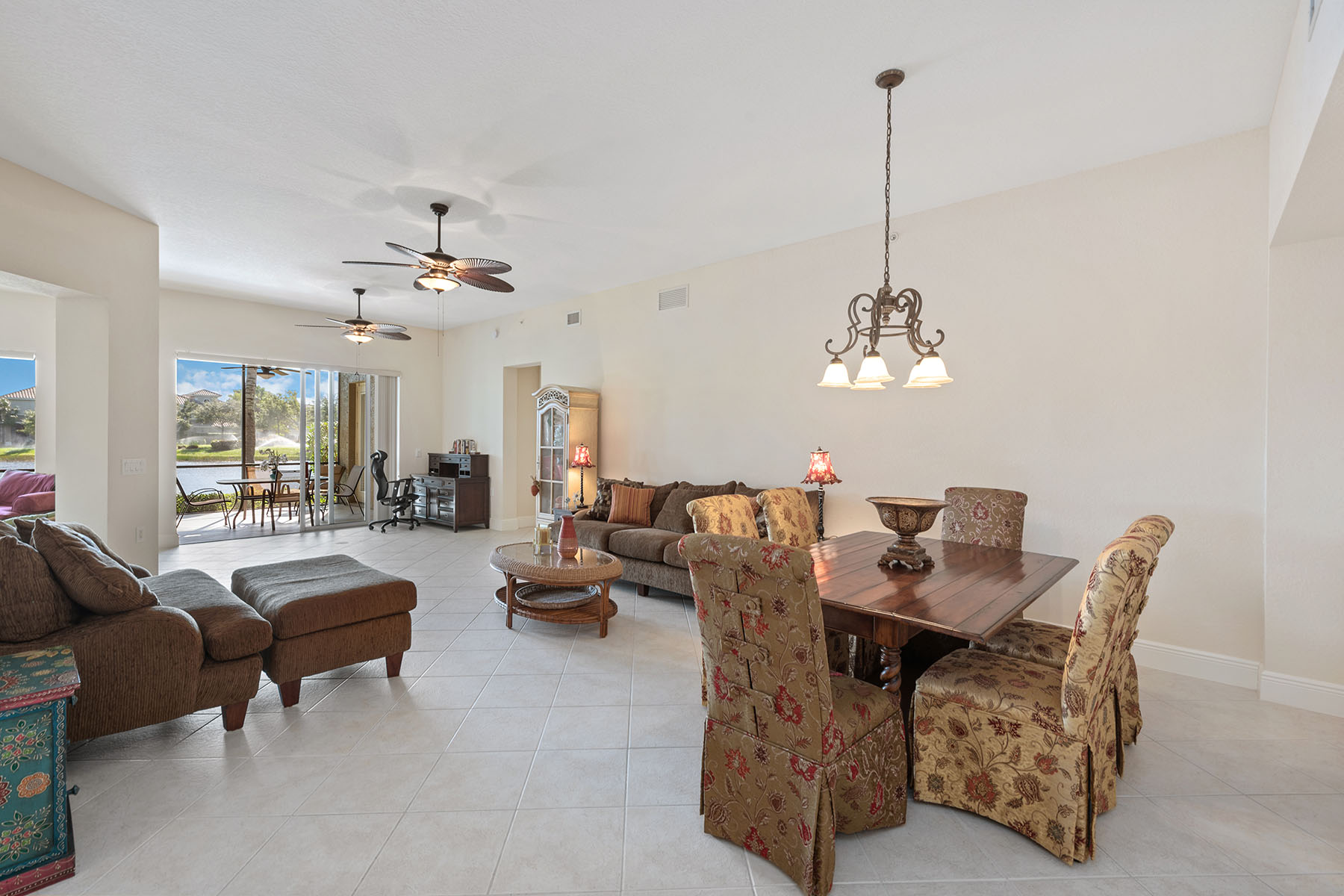 9238 Tesoro Lane , 101