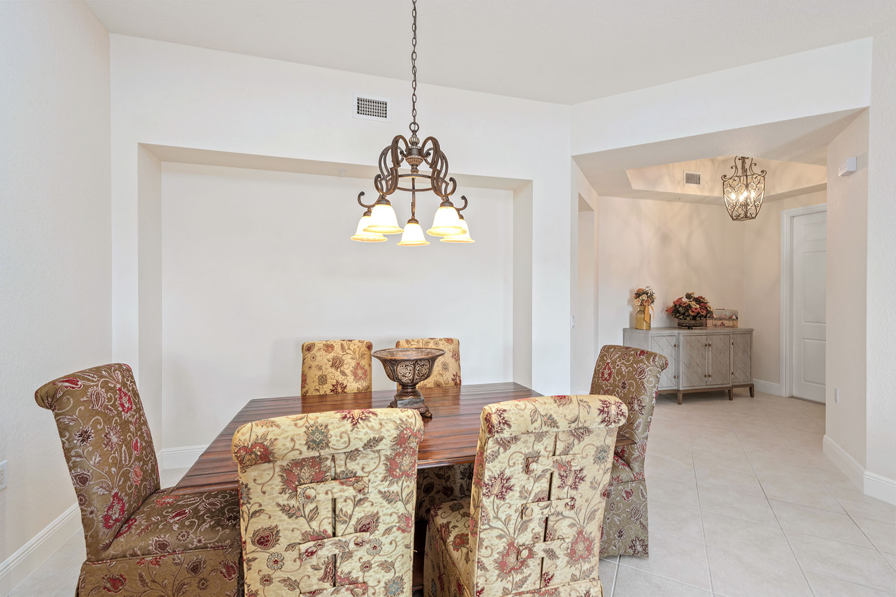 9238 Tesoro Lane , 101