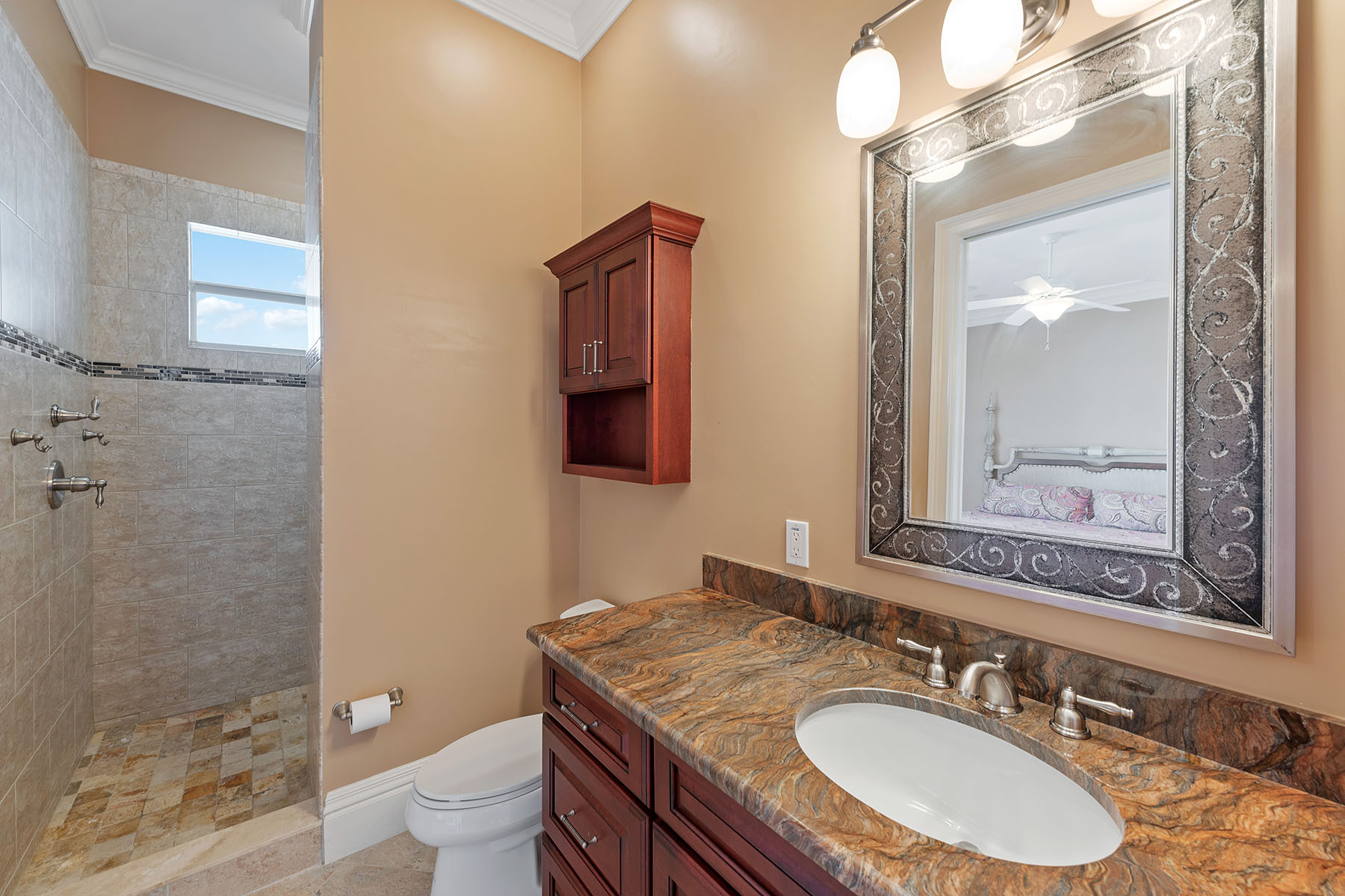 739 Fairlawn Court