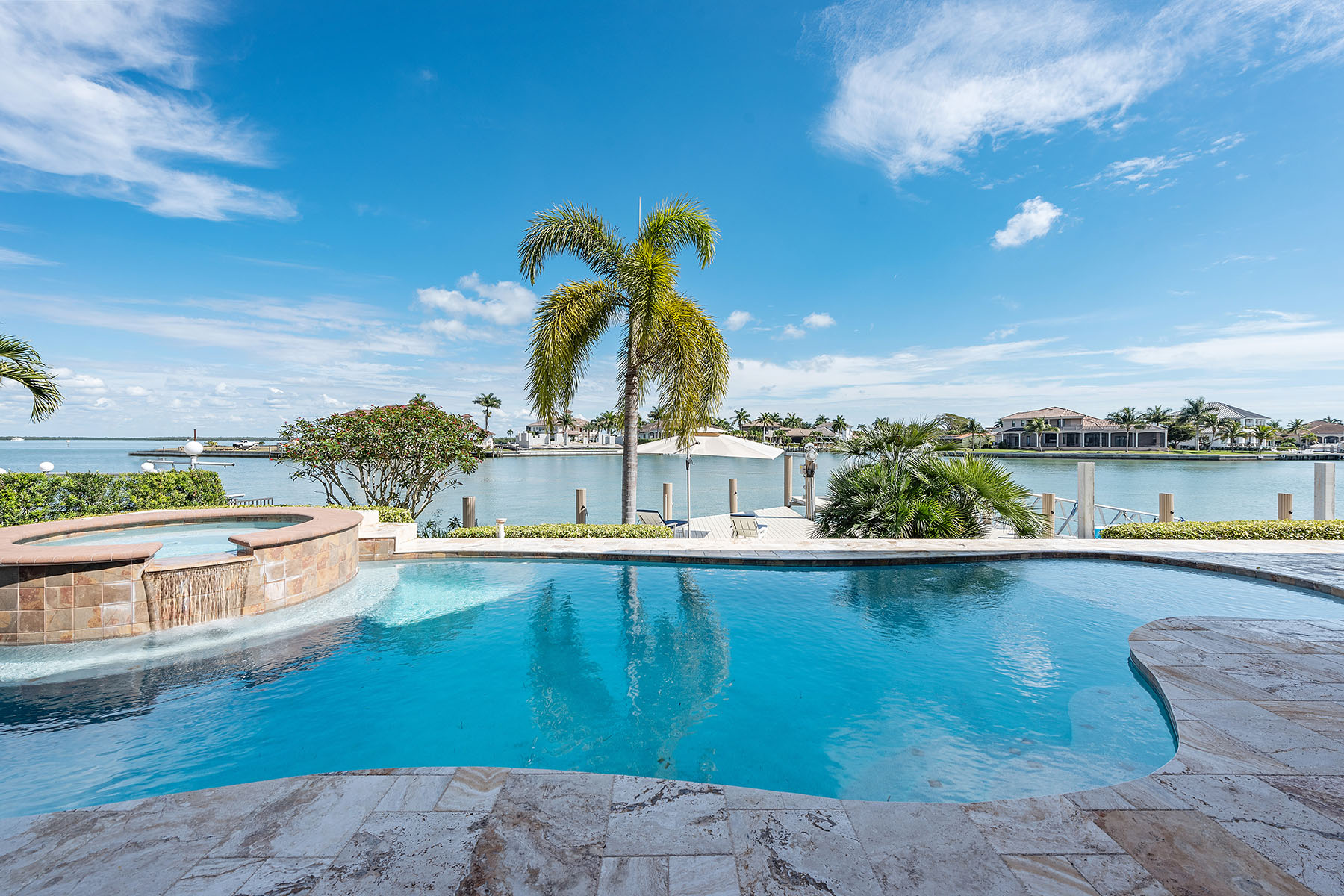 739 Fairlawn Court