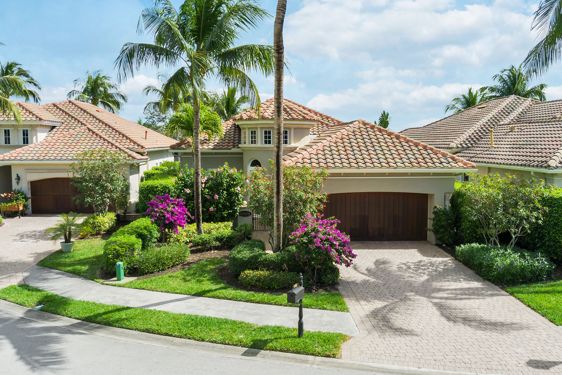 9008 Cherry Oaks Trail