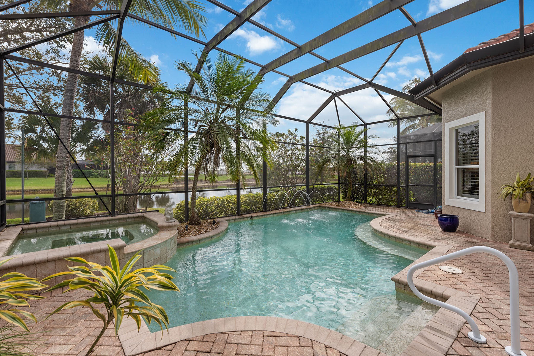 9008 Cherry Oaks Trail