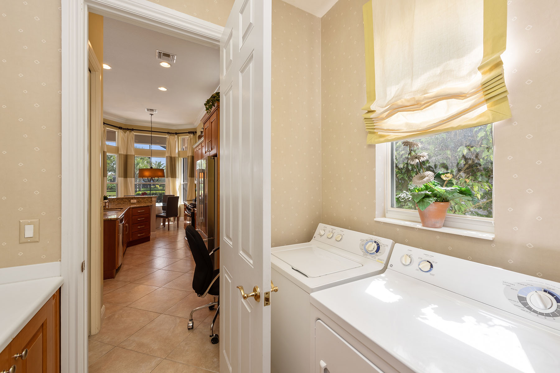 9104 Cherry Oaks Trail