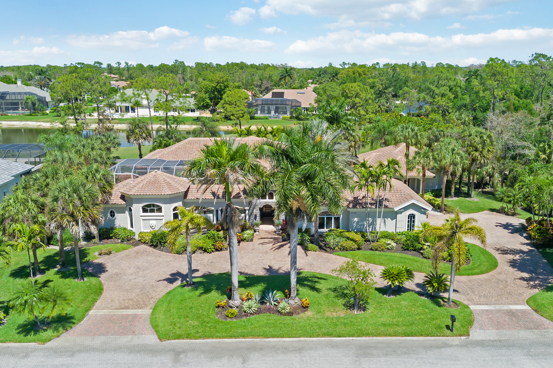 5055 Groveland Terrace