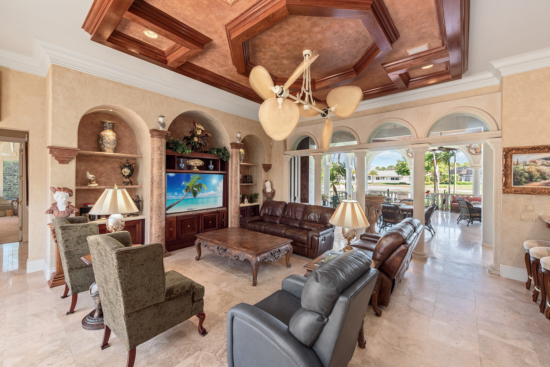 5055 Groveland Terrace