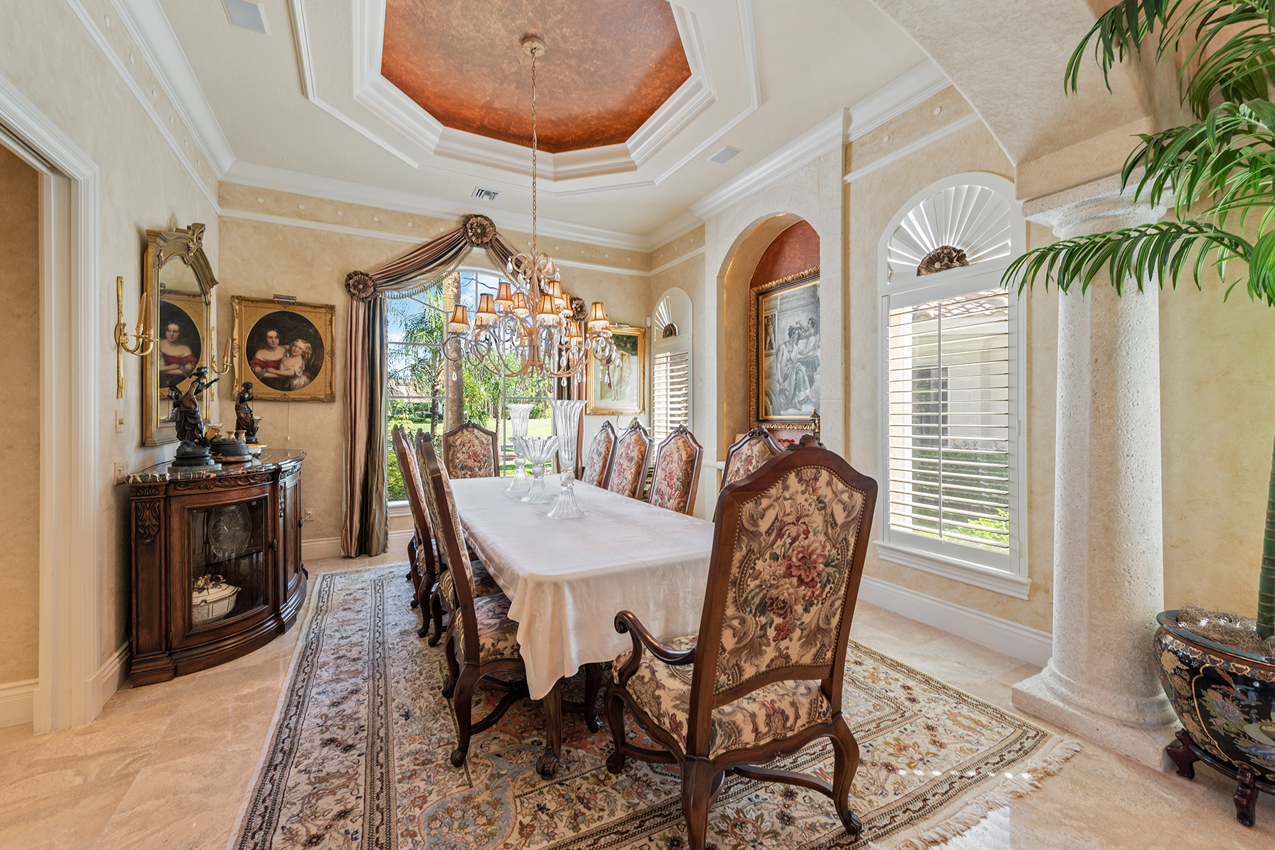 5055 Groveland Terrace