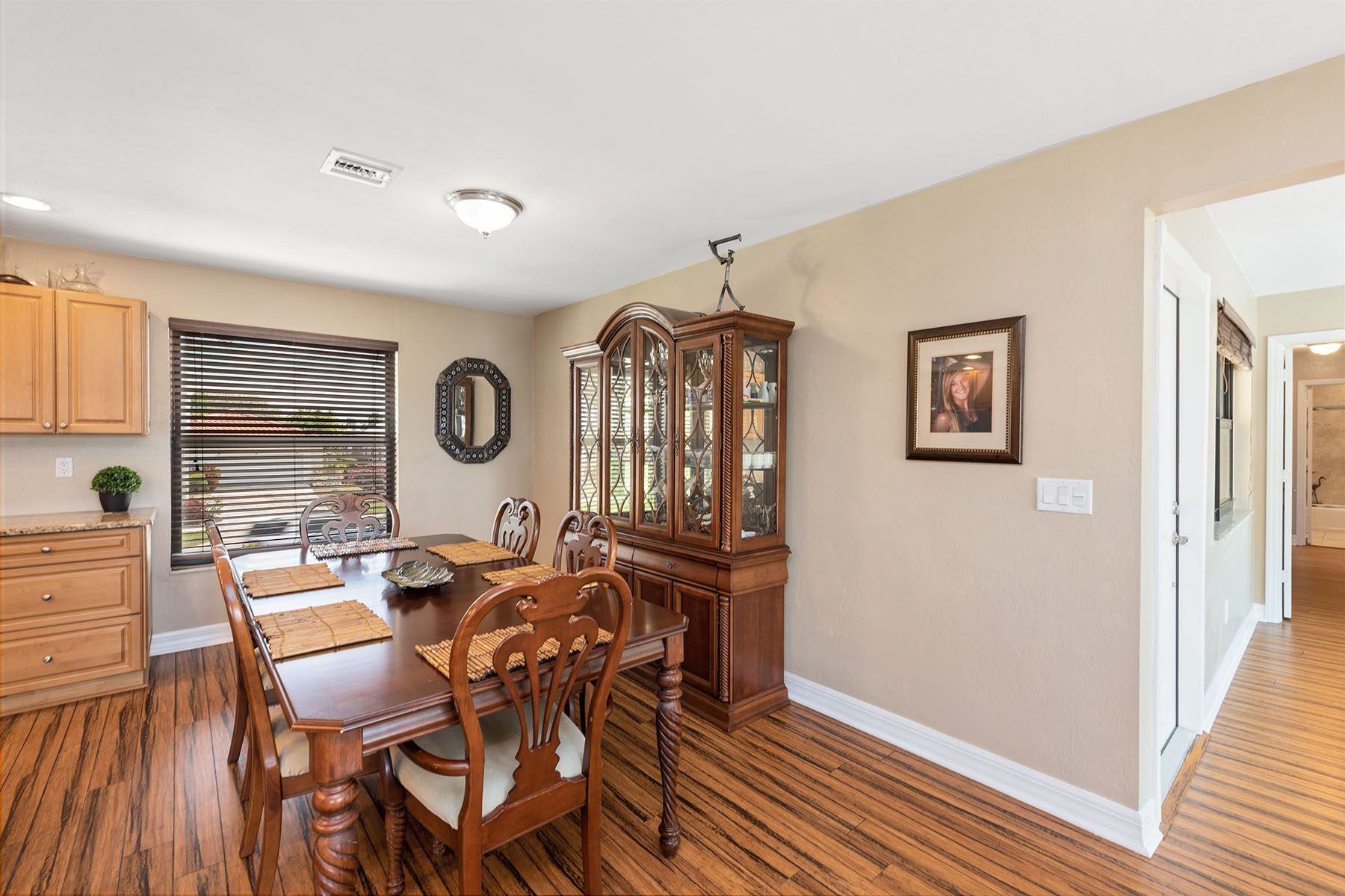 252 Barfield Drive N