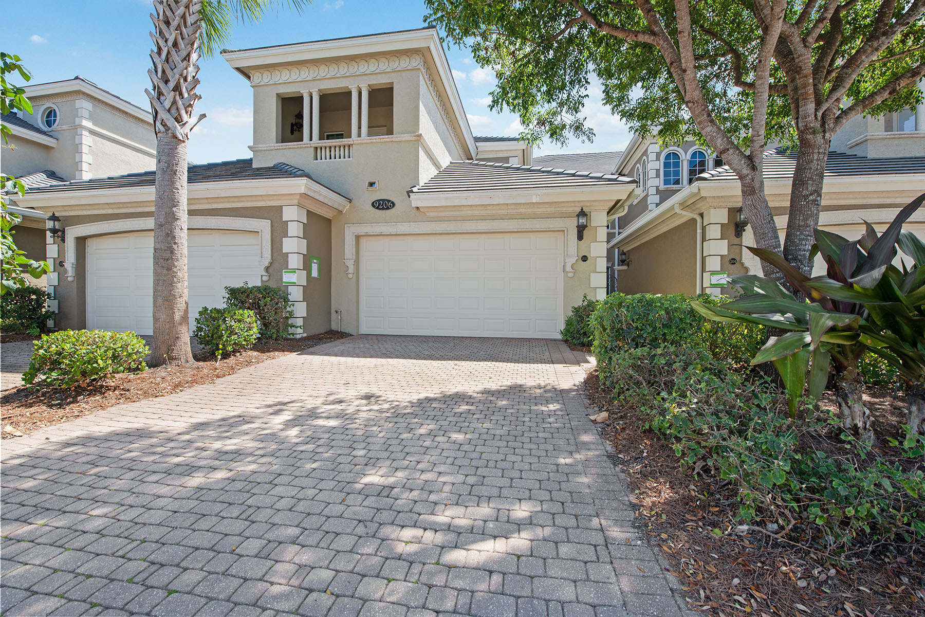 9206 Museo Circle , 203