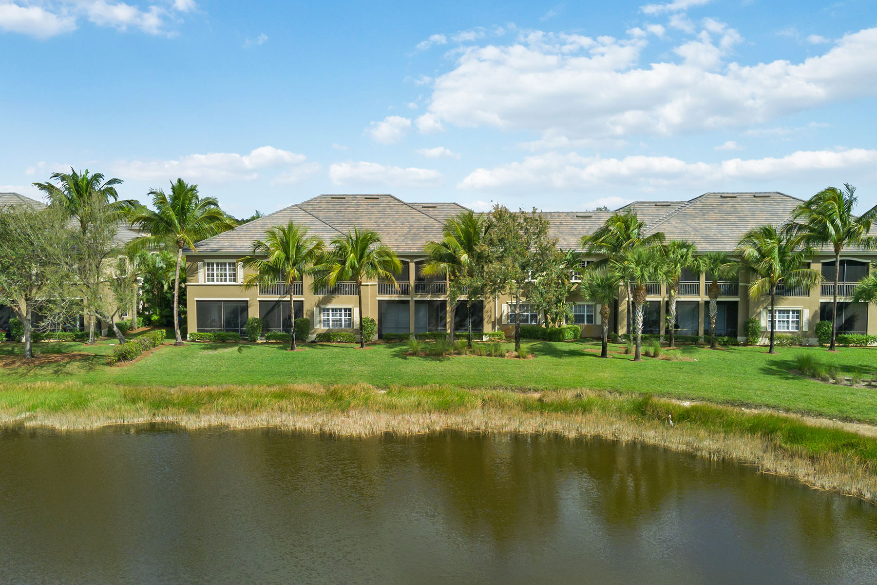 9206 Museo Circle , 203