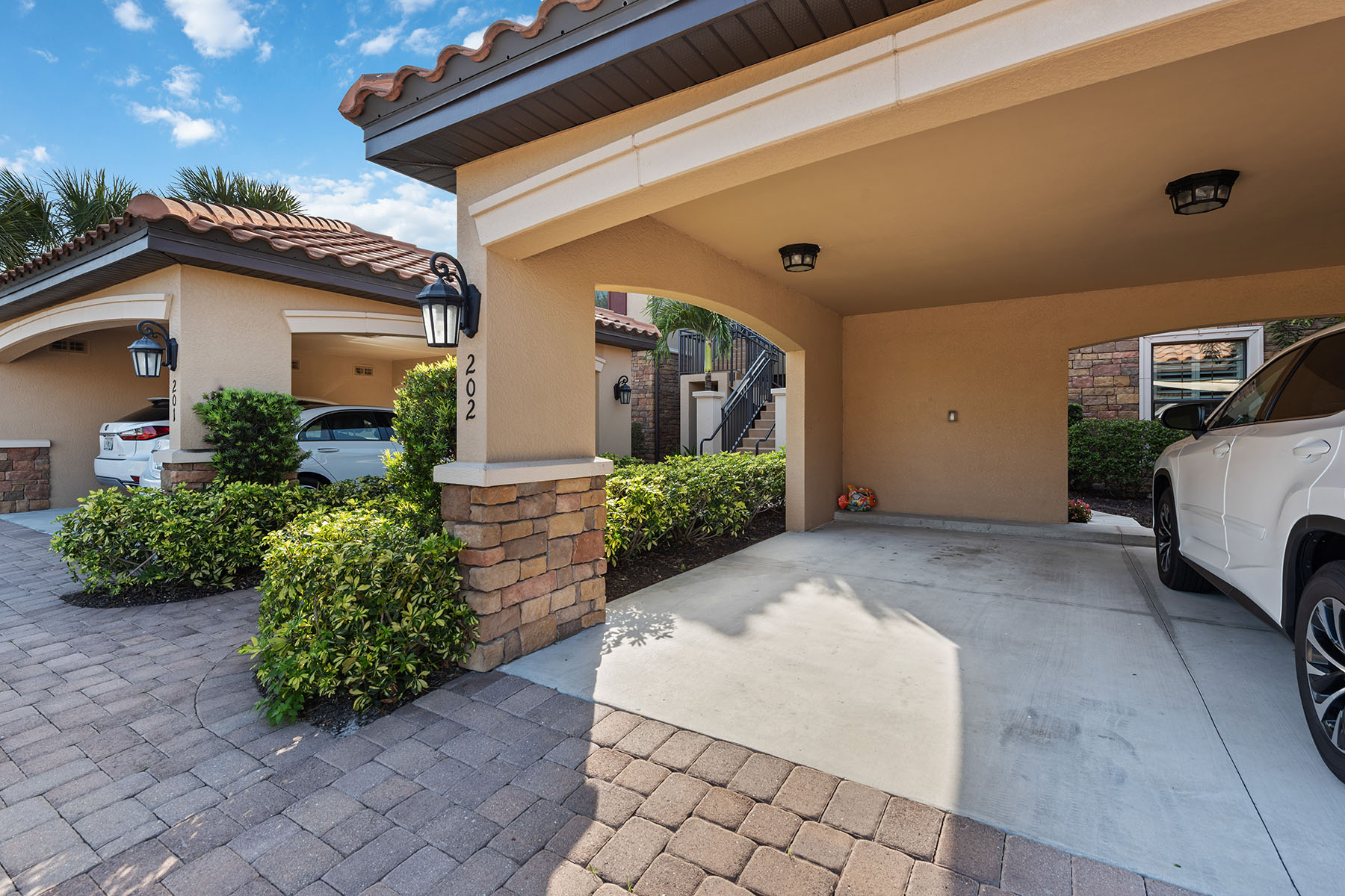 9420 Benvenuto Court , 202