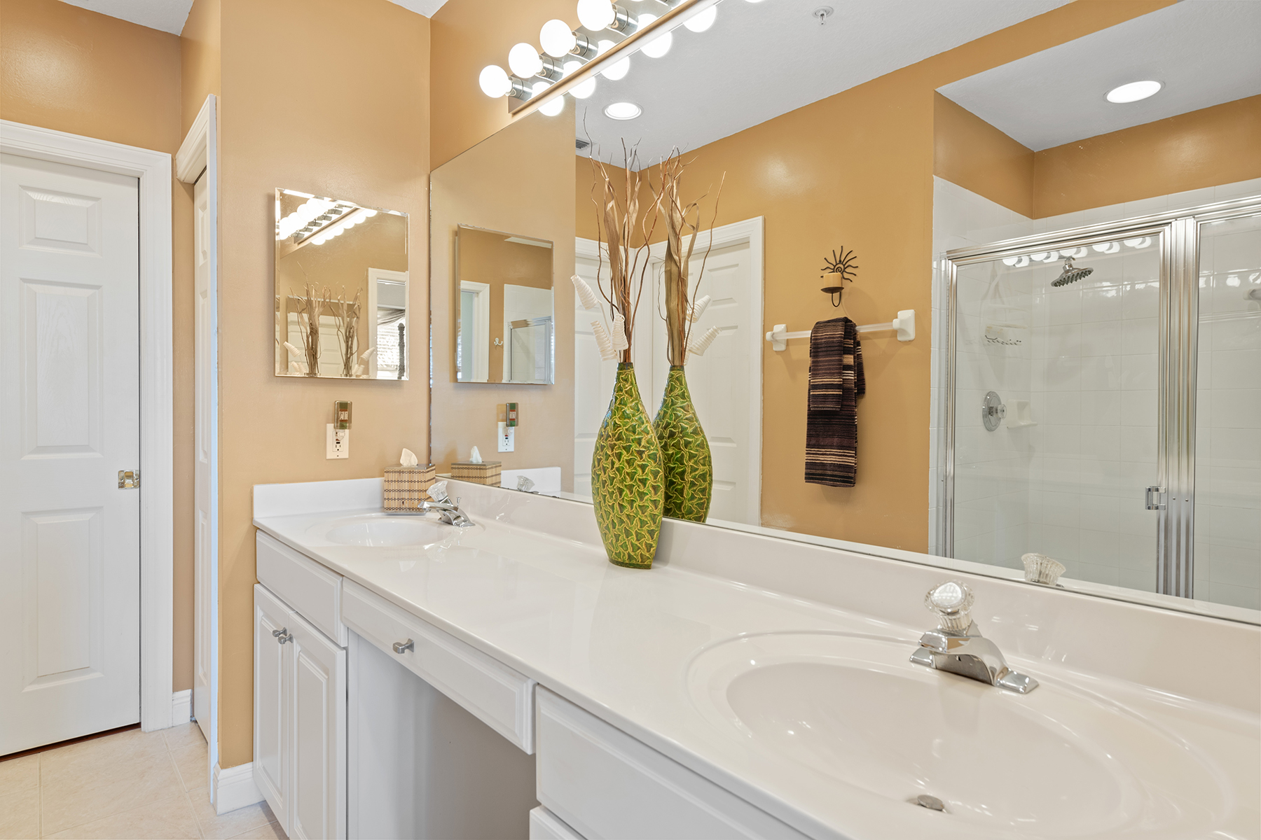 4610 Hawks Nest Drive , 104