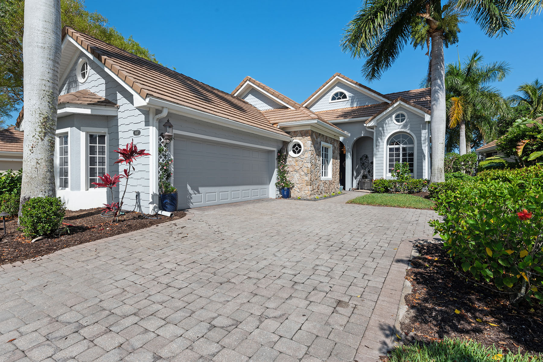 8487 Mallards Way