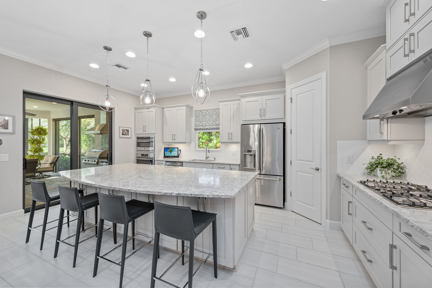 9564 Campanile Circle