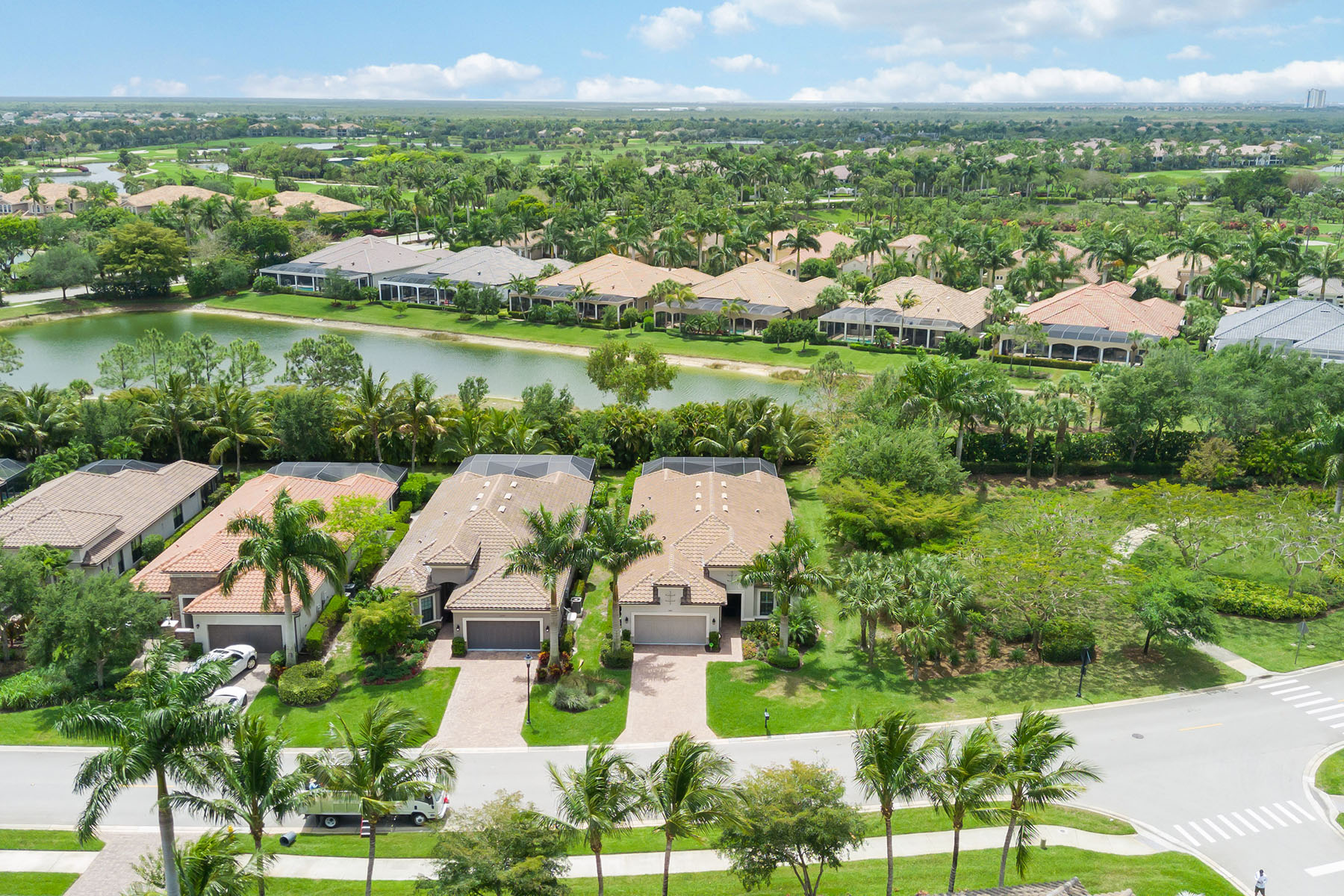 9564 Campanile Circle