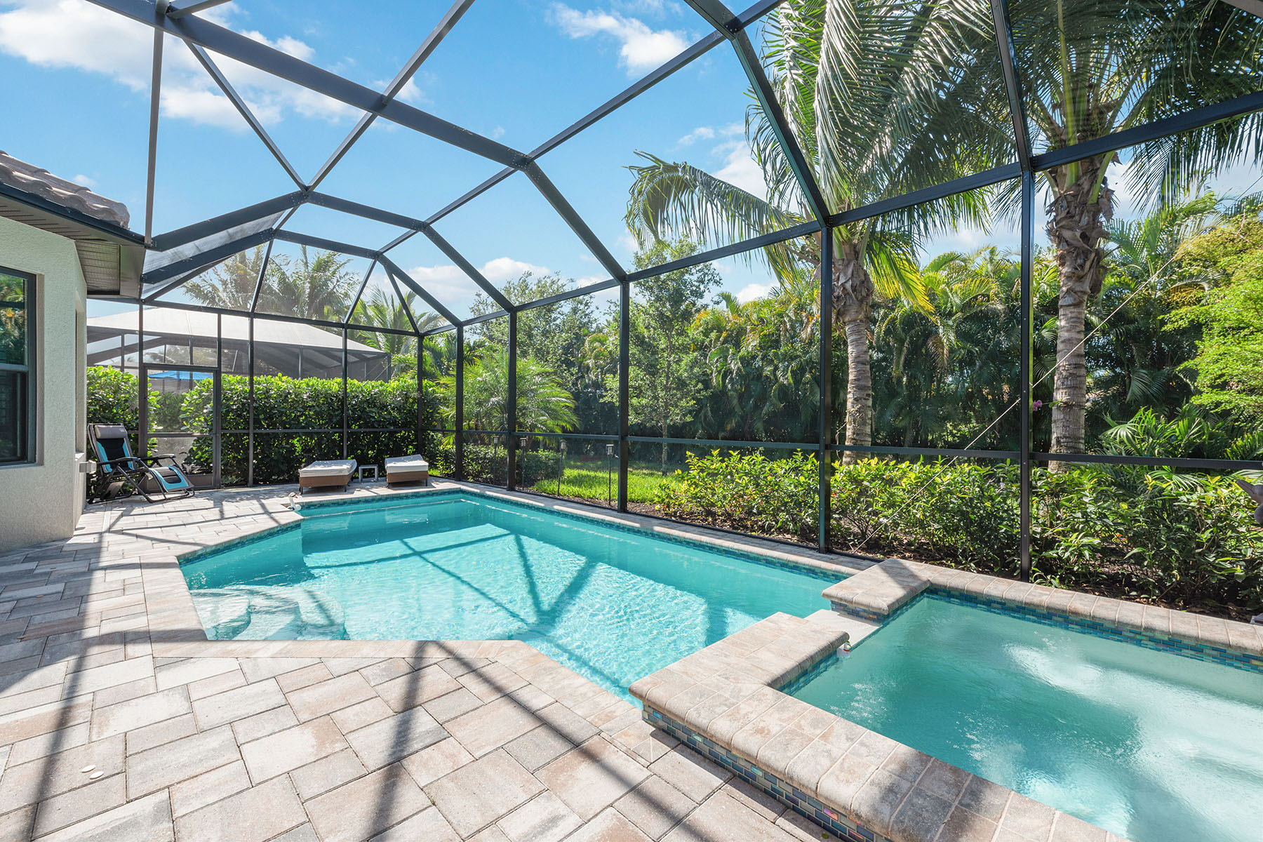 9564 Campanile Circle