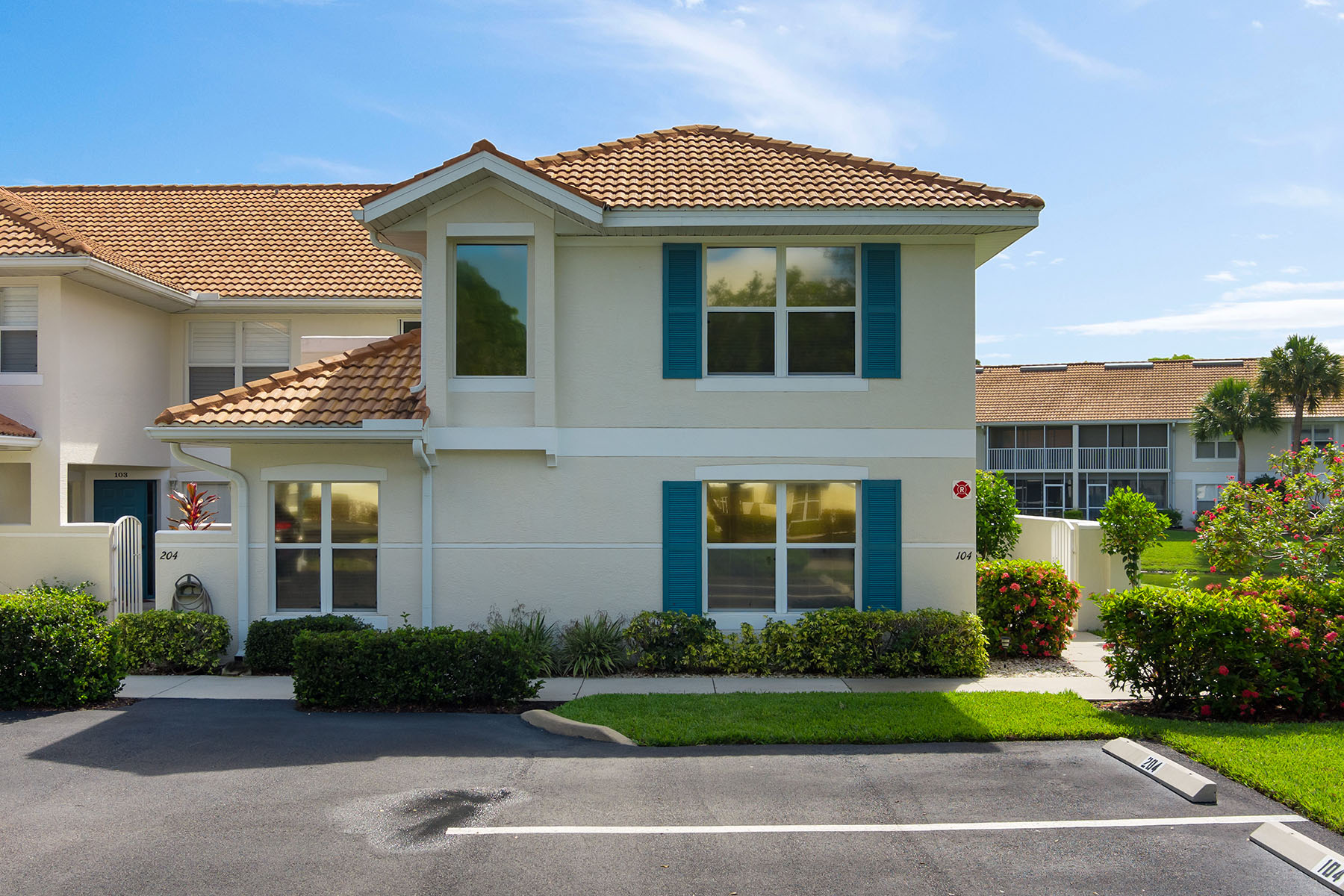 5040 Cedar Springs Drive , 104