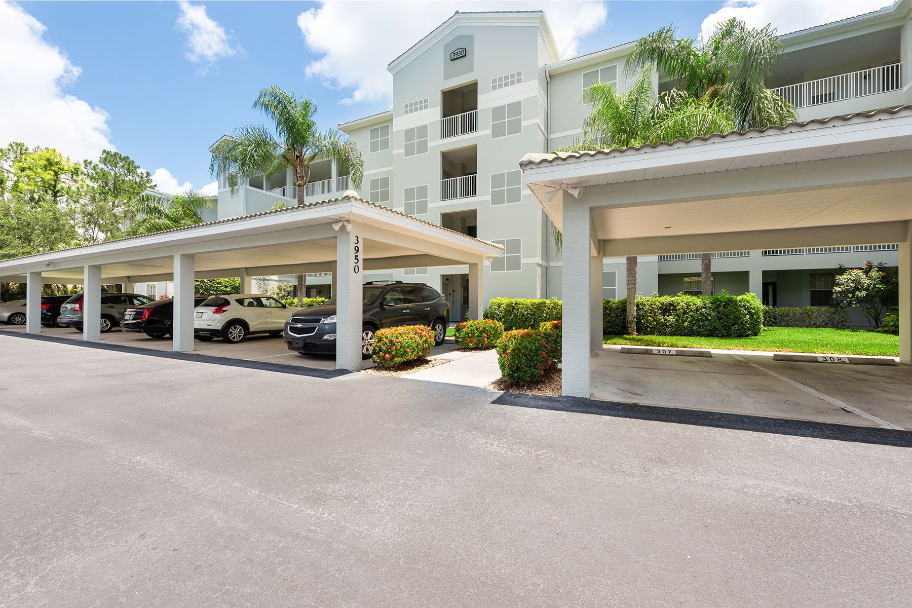 3950 Loblolly Bay Drive , 206